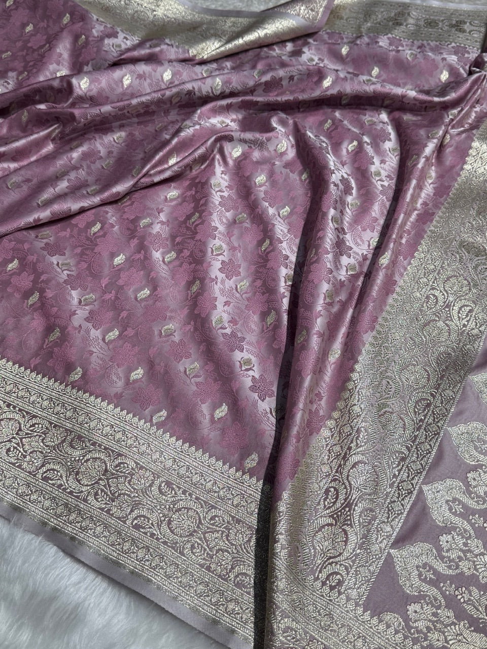 Dusty Lavender Tanchoi Satin Katan Silk Saree SKTM-03