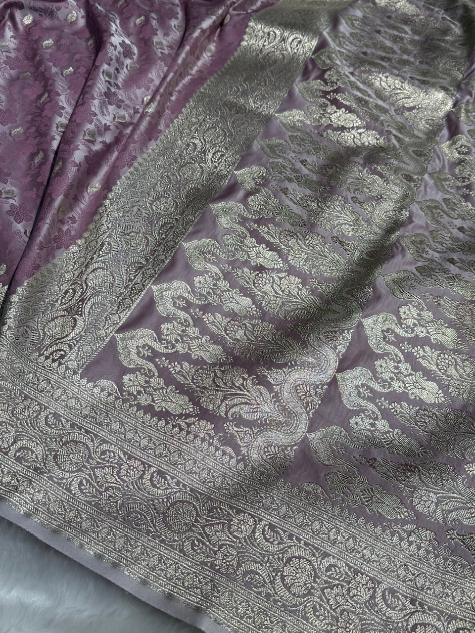 Dusty Lavender Tanchoi Satin Katan Silk Saree SKTM-03