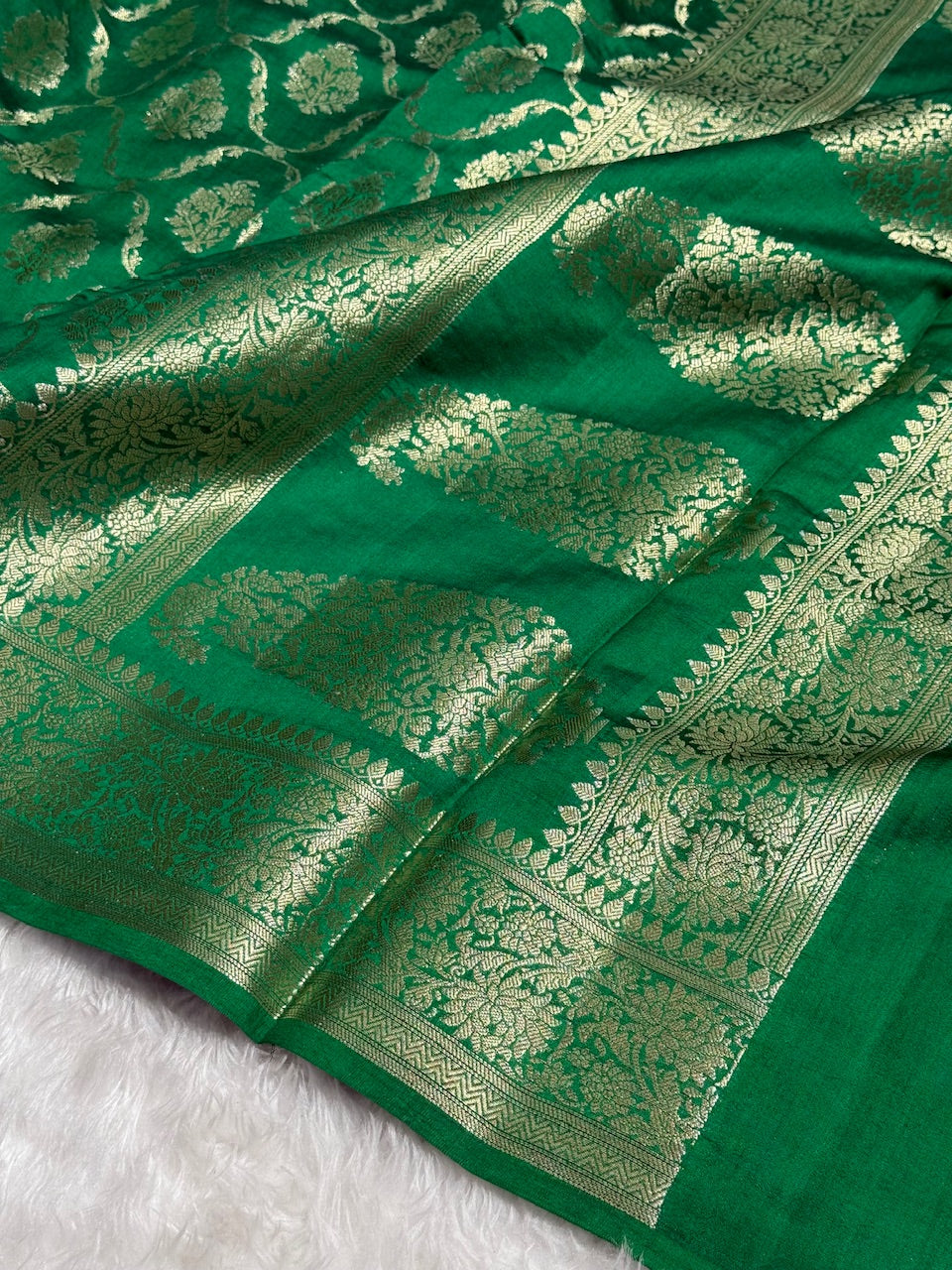 Evergreen Pure Chiniya Silk