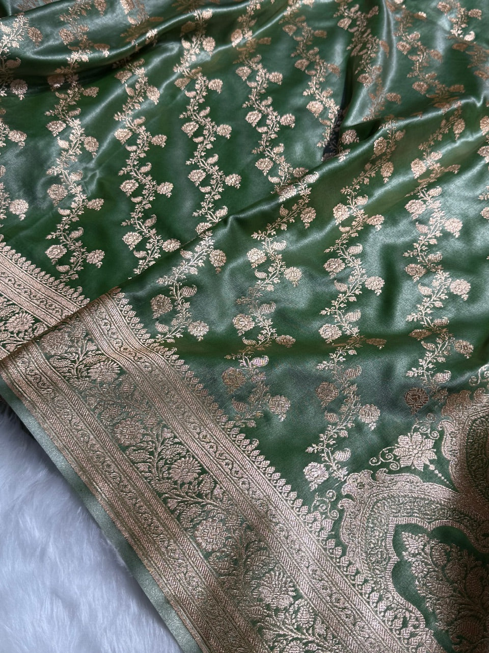 Banarasi Light Mehandi Cross Jaal Satin Silk Saree SS11