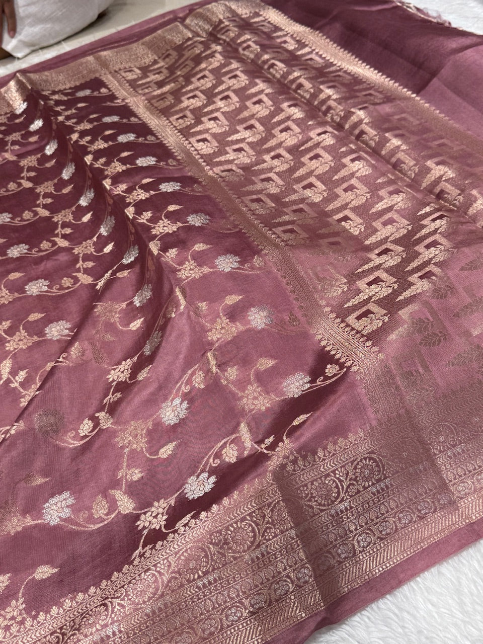 Mauve Banarasi Jaal Pure Caramel Silk Saree