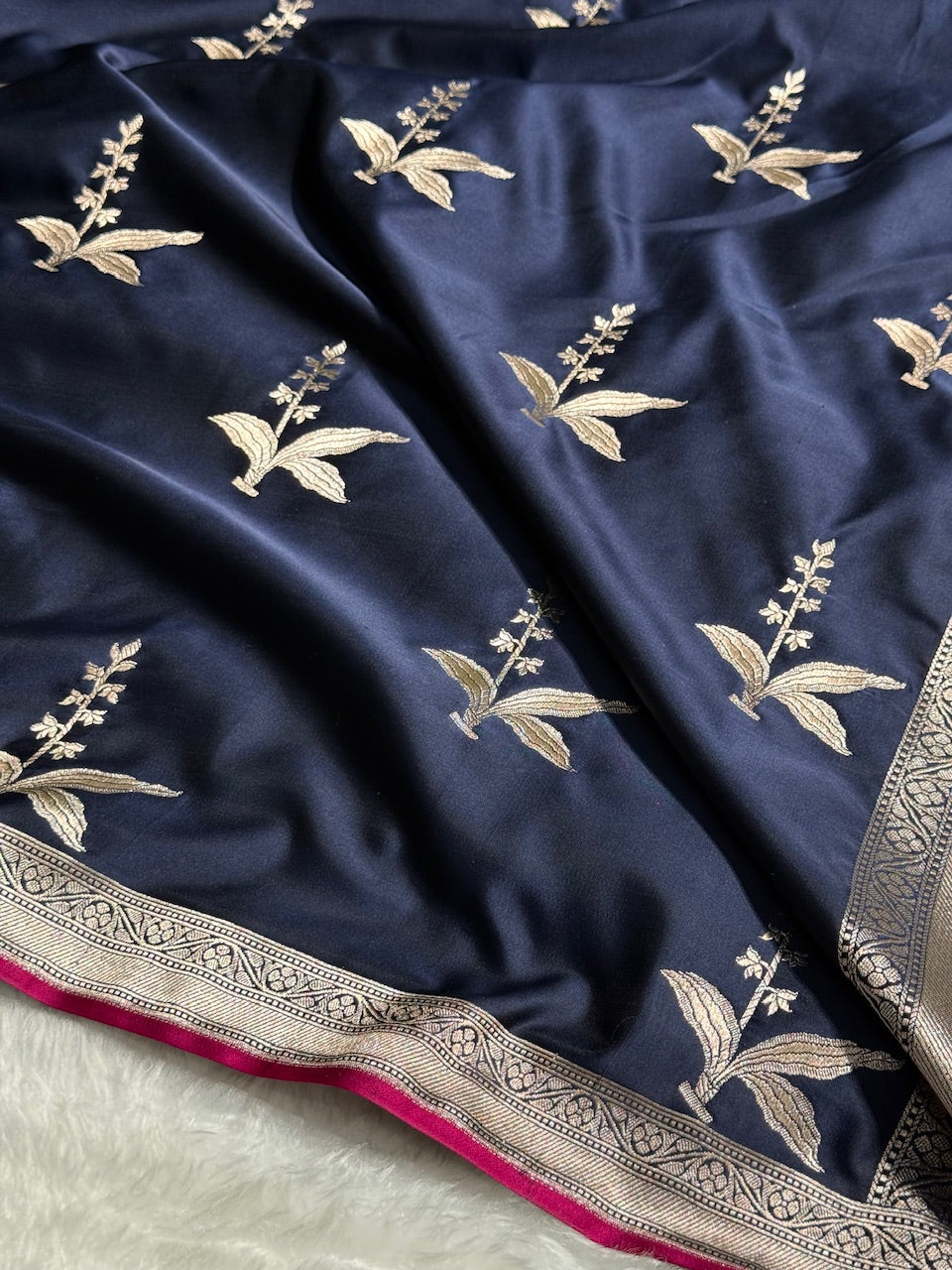 Navy Blue Floral Motif Mashru Silk Saree