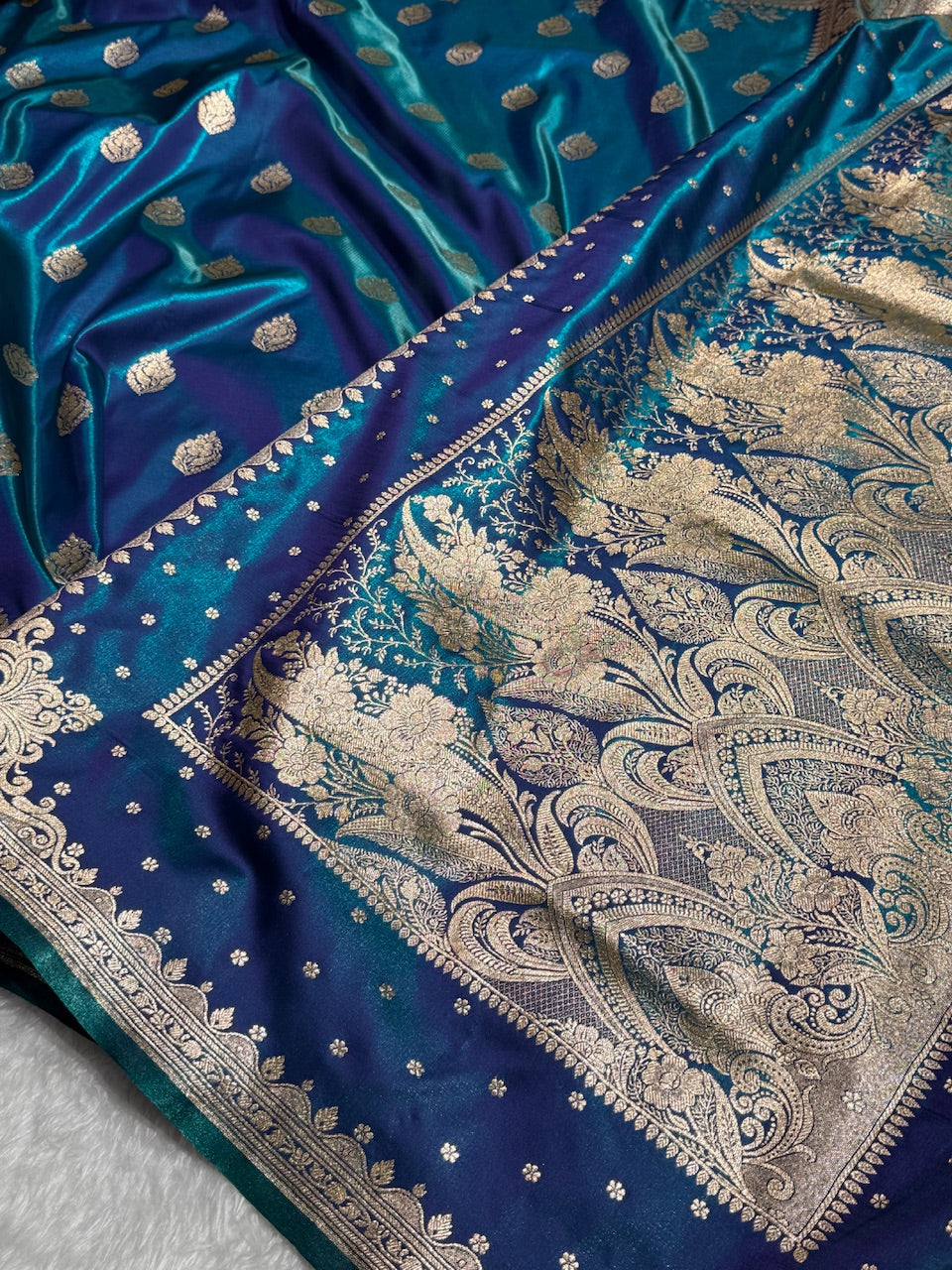 Satin Silk Booti in Teal Blue / Peacock SS20