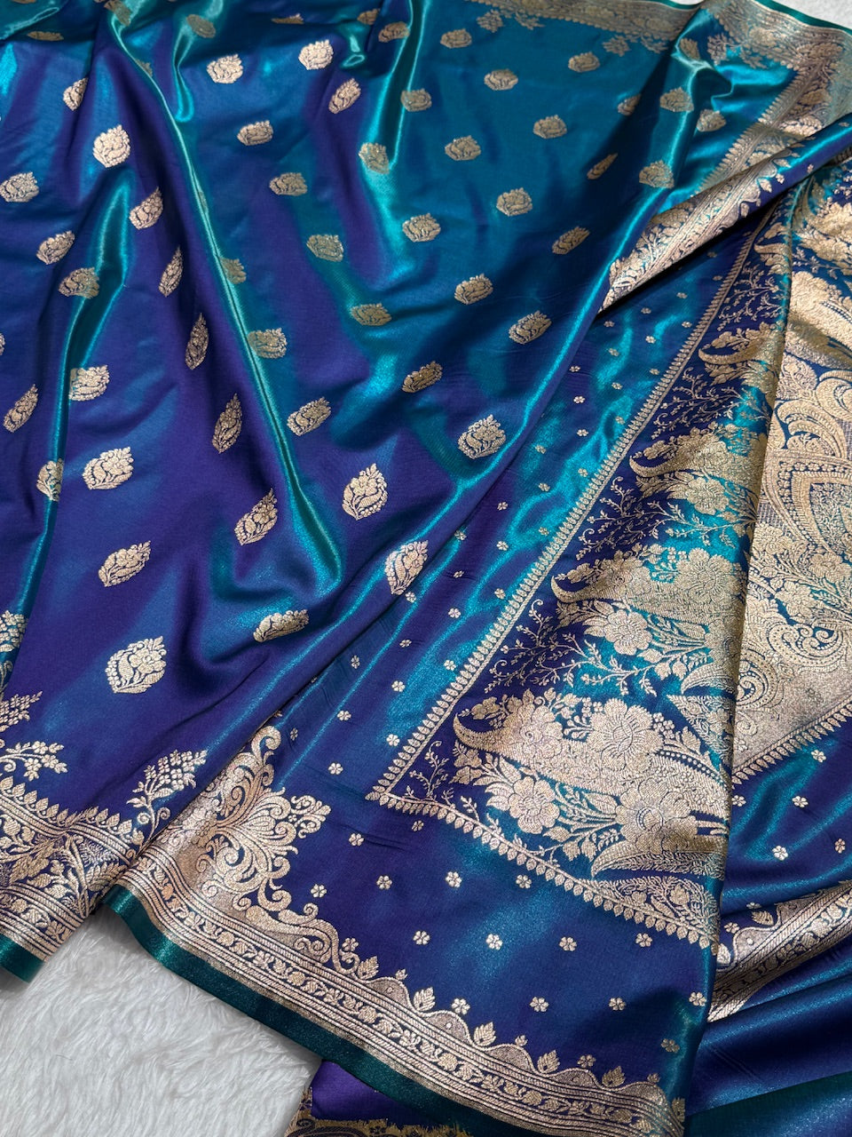 Satin Silk Booti in Teal Blue / Peacock SS20