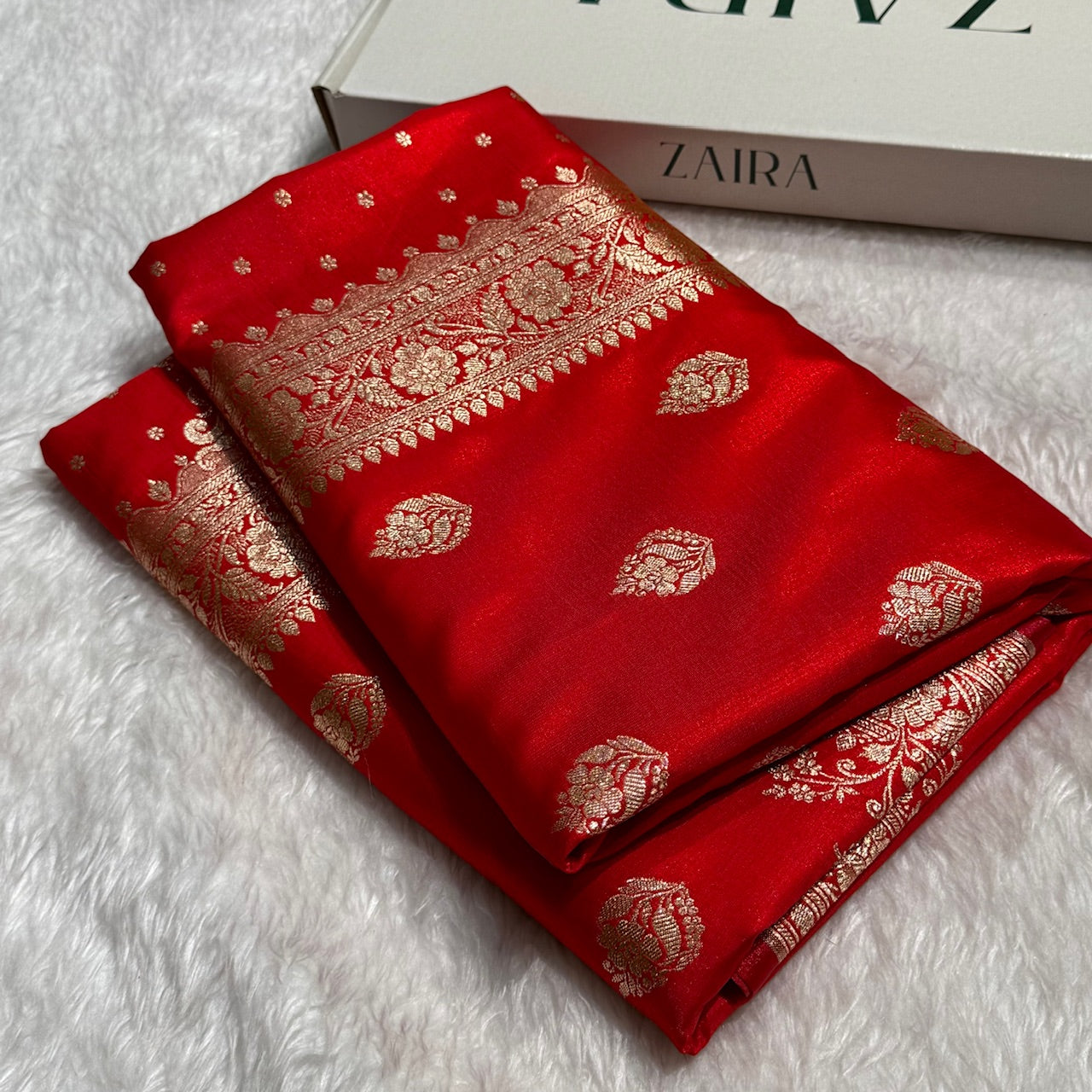 Satin Silk Booti in Red