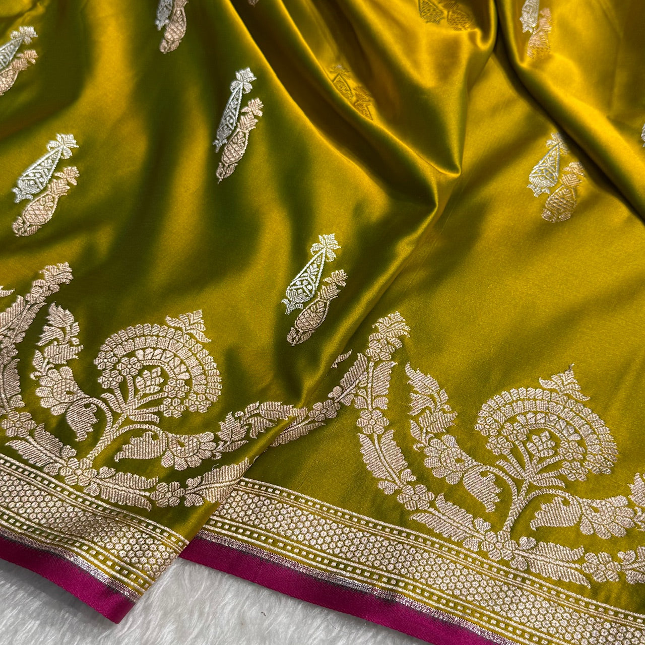 Olive Green Dual Zari Booti Mashru Silk Saree