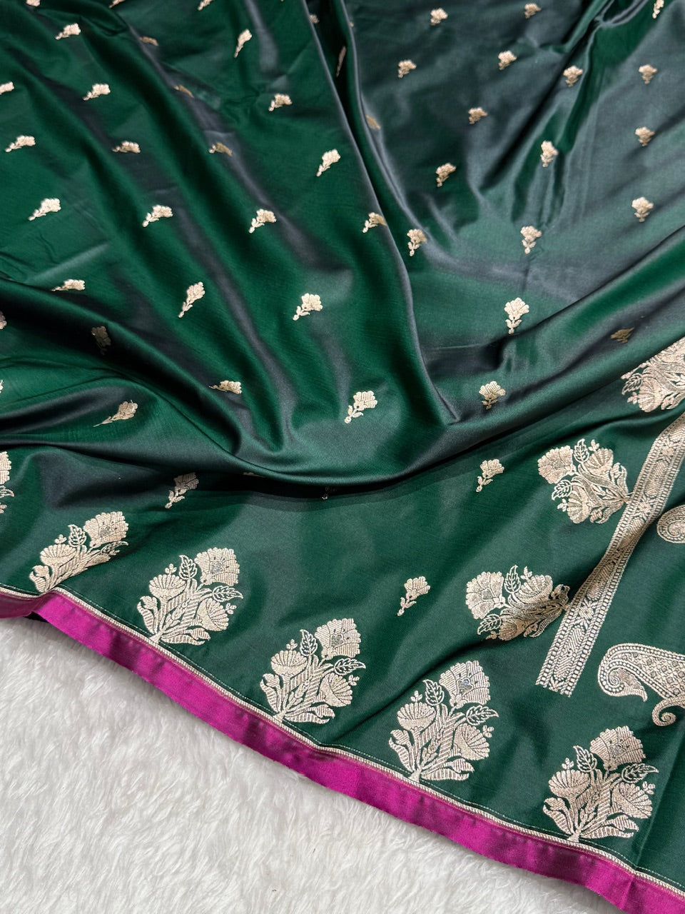 Bottle Green Skirt Border Mashru Silk Saree