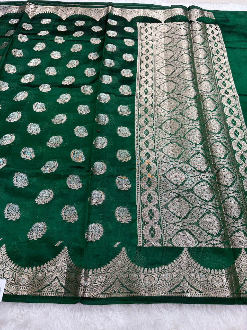 Bottle Green Scallop Pure Caramel Silk Saree