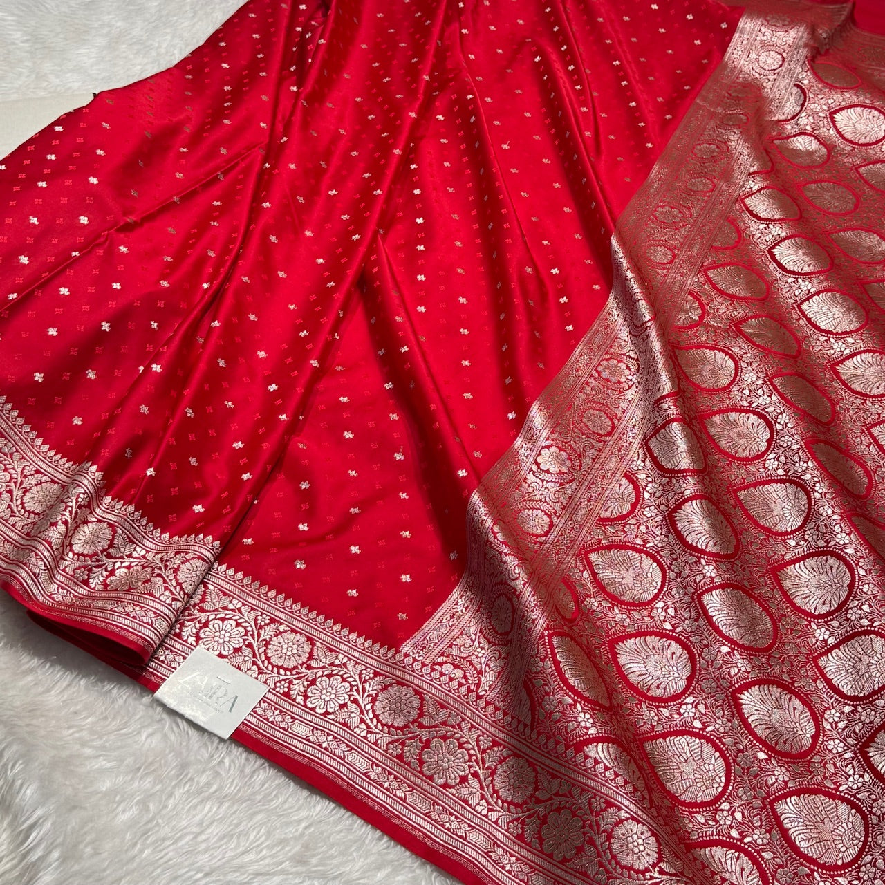 Red Mashru Silk Saree for Festive Seasons