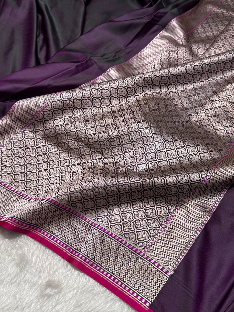 Dark Purple Booti Mashru Silk Saree
