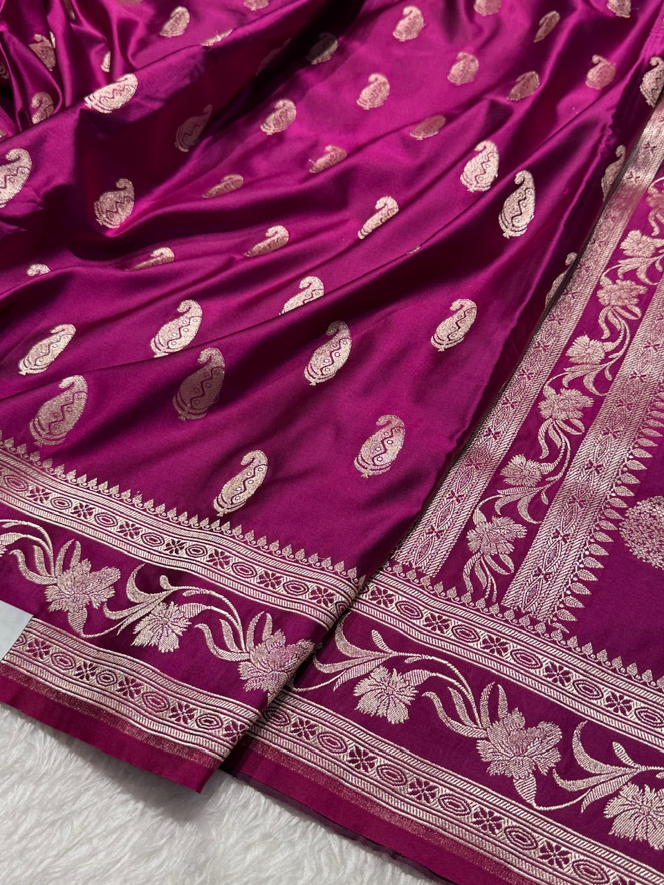 Magenta Kairi Motif Mashru Silk Saree