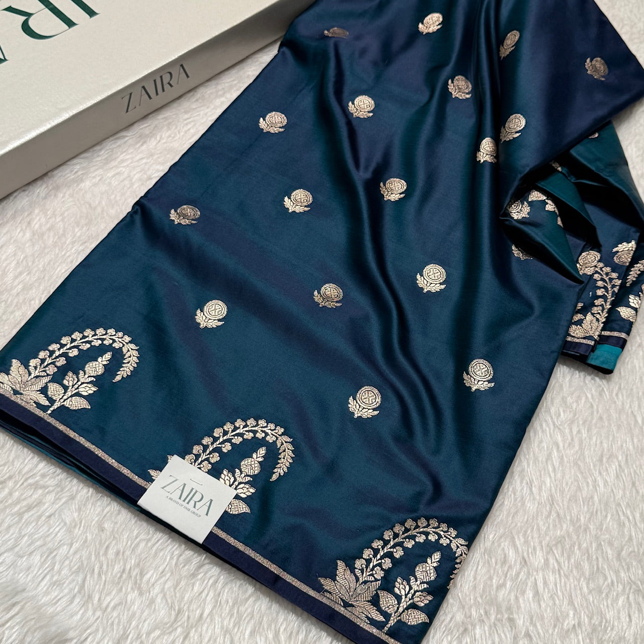 Nile Blue Booti Mashru Silk Saree