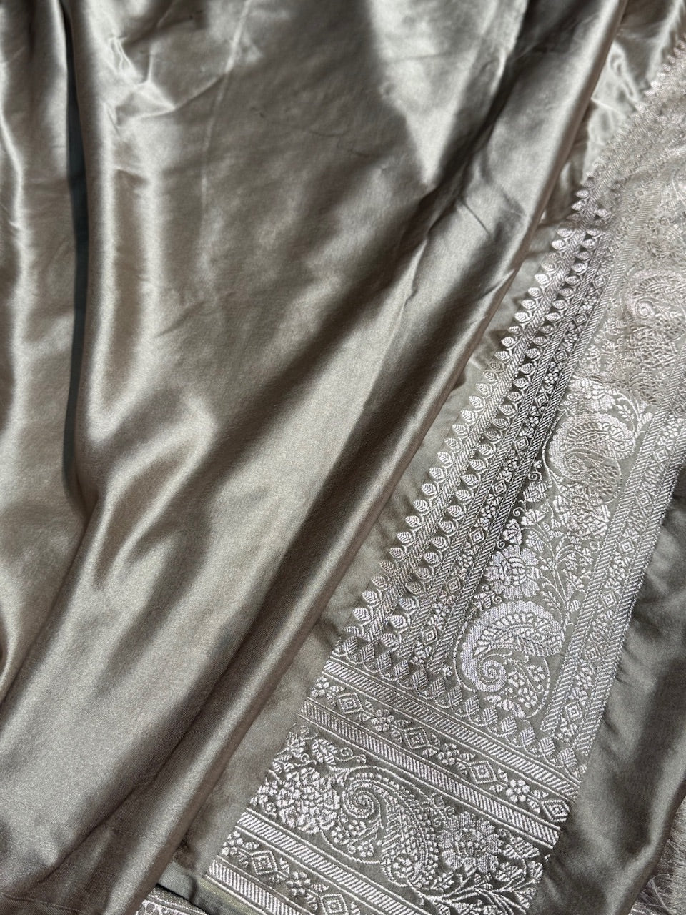 Banarasi Grey Shades Jaal Mashru Silk Saree