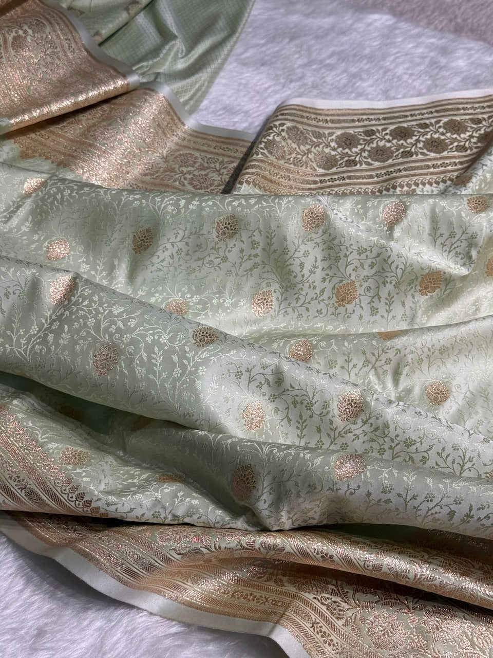 Light Pista Tanchoi Satin Katan Silk Saree SKTM-04