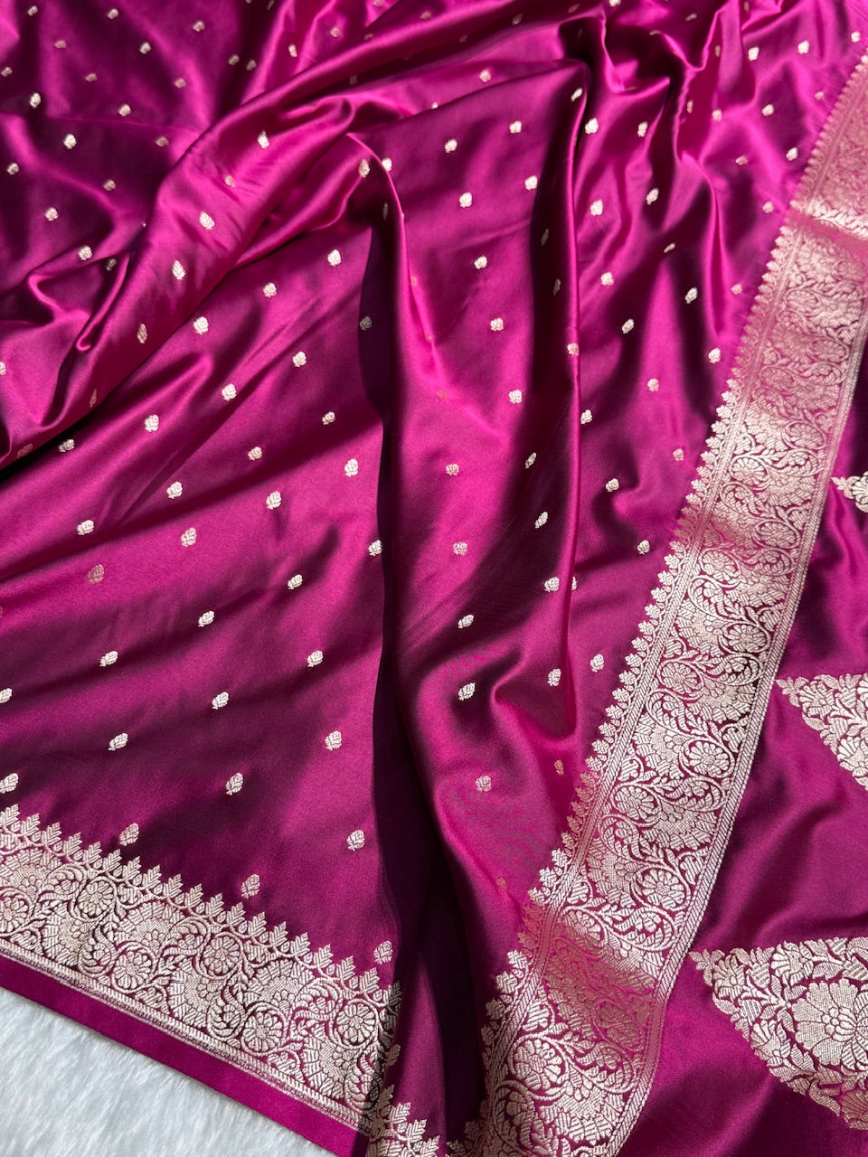 Wine Shades Motif Booti Mashru Silk Saree