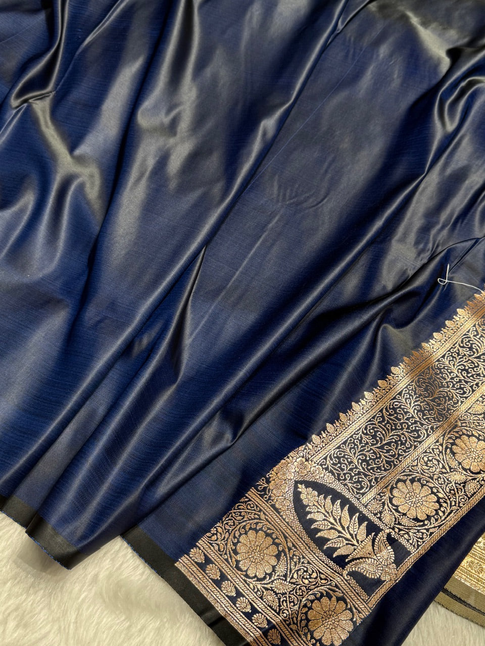 Tusser with Navy Blue Contrast Floral boota Katan Silk Saree SK16
