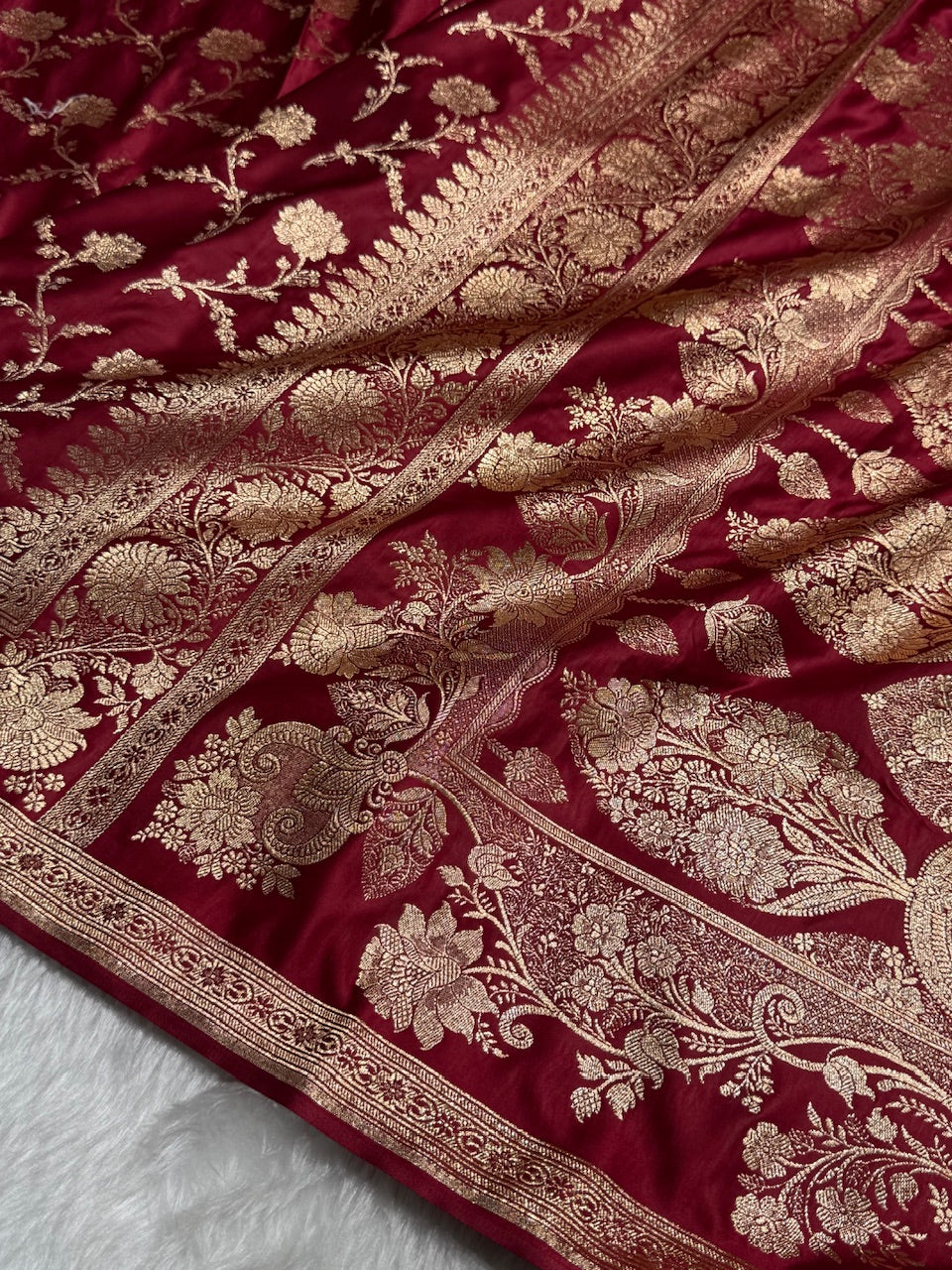Maroon Floral Jaal Pattern Satin Katan Silk Saree SK46