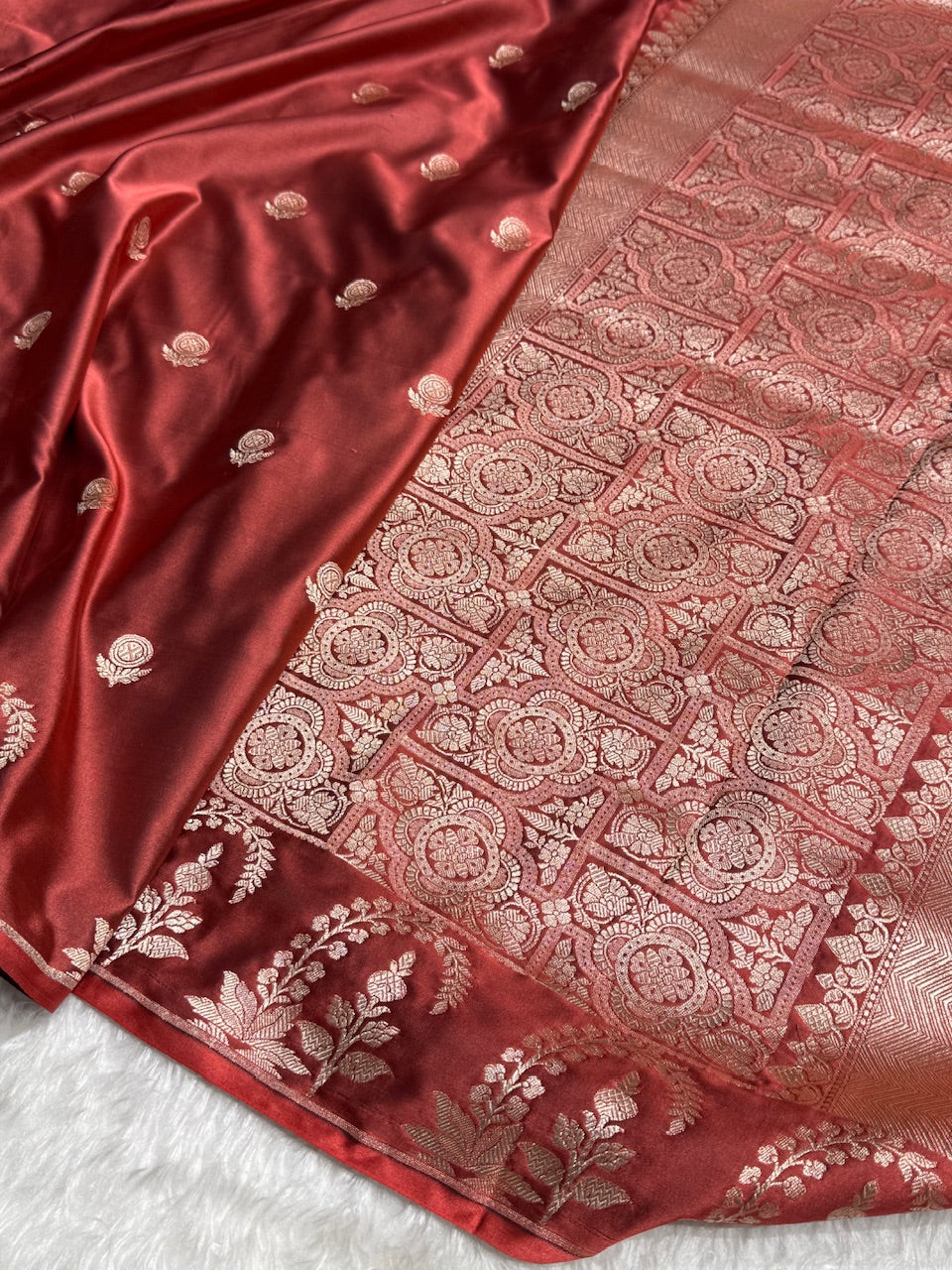 Dusty Red Booti Mashru Silk Saree