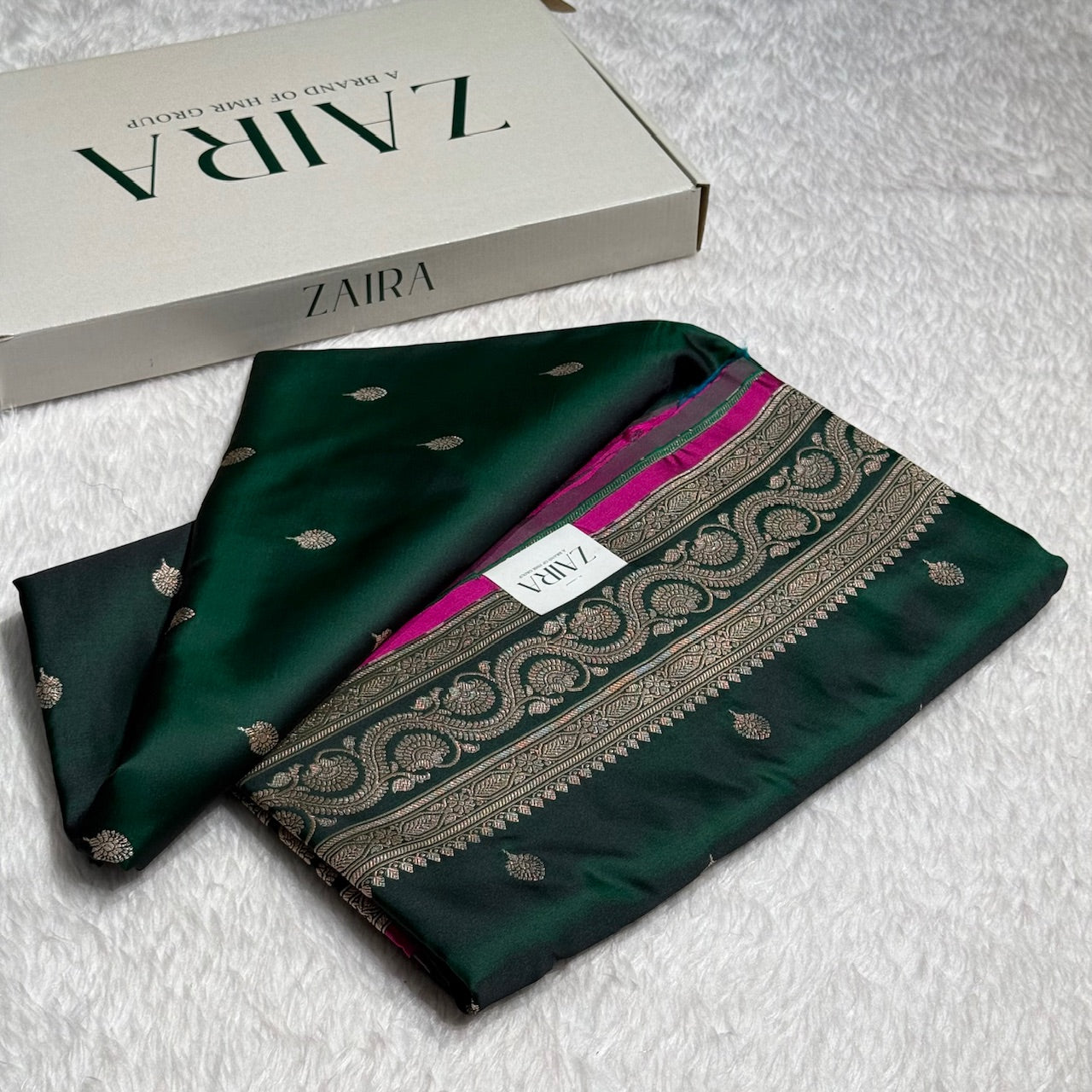Bottle Green Motif Mashru Silk Saree