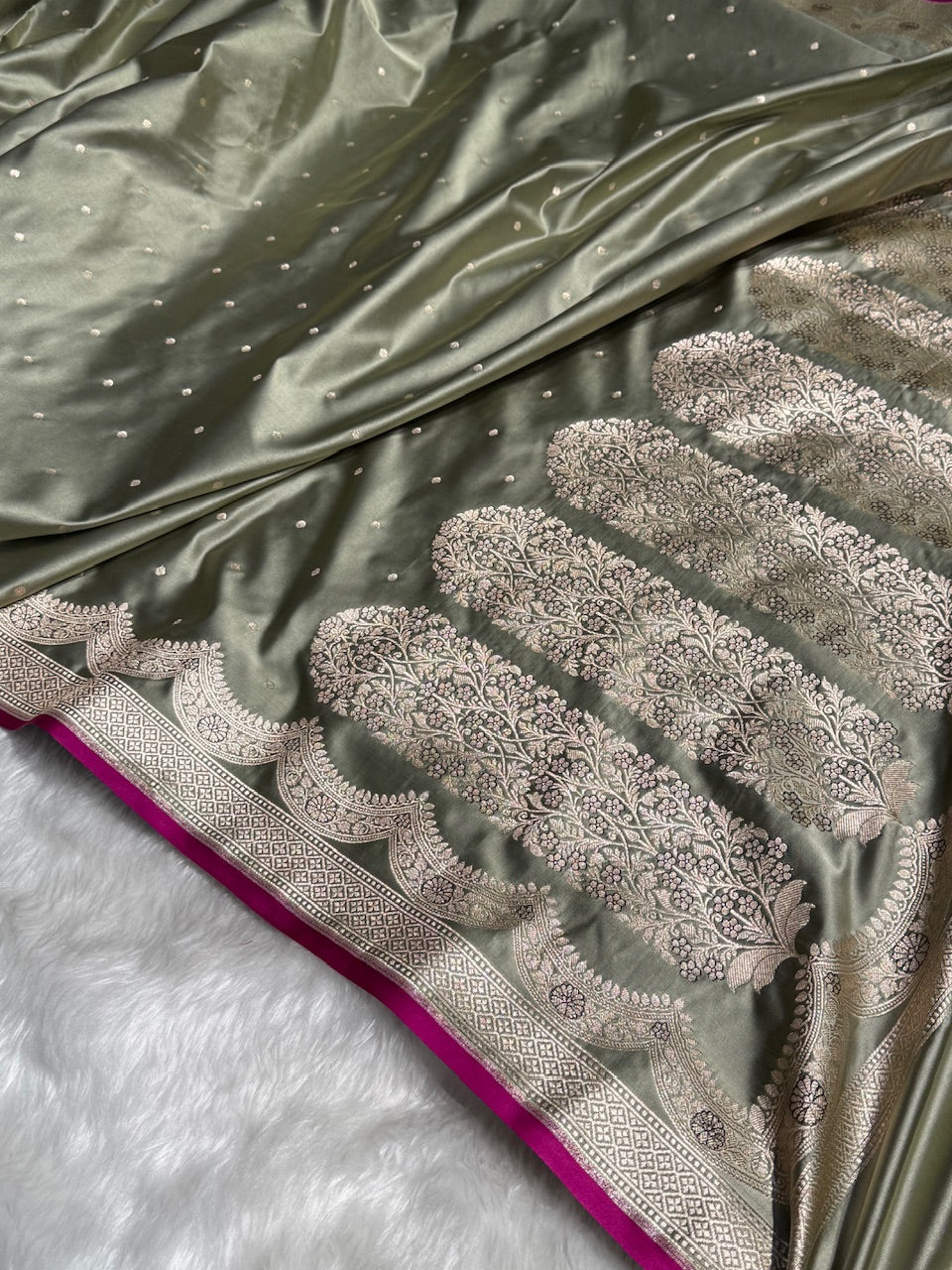 Light Mehandi Shades Scallop Motif Booti Mashru Silk Saree