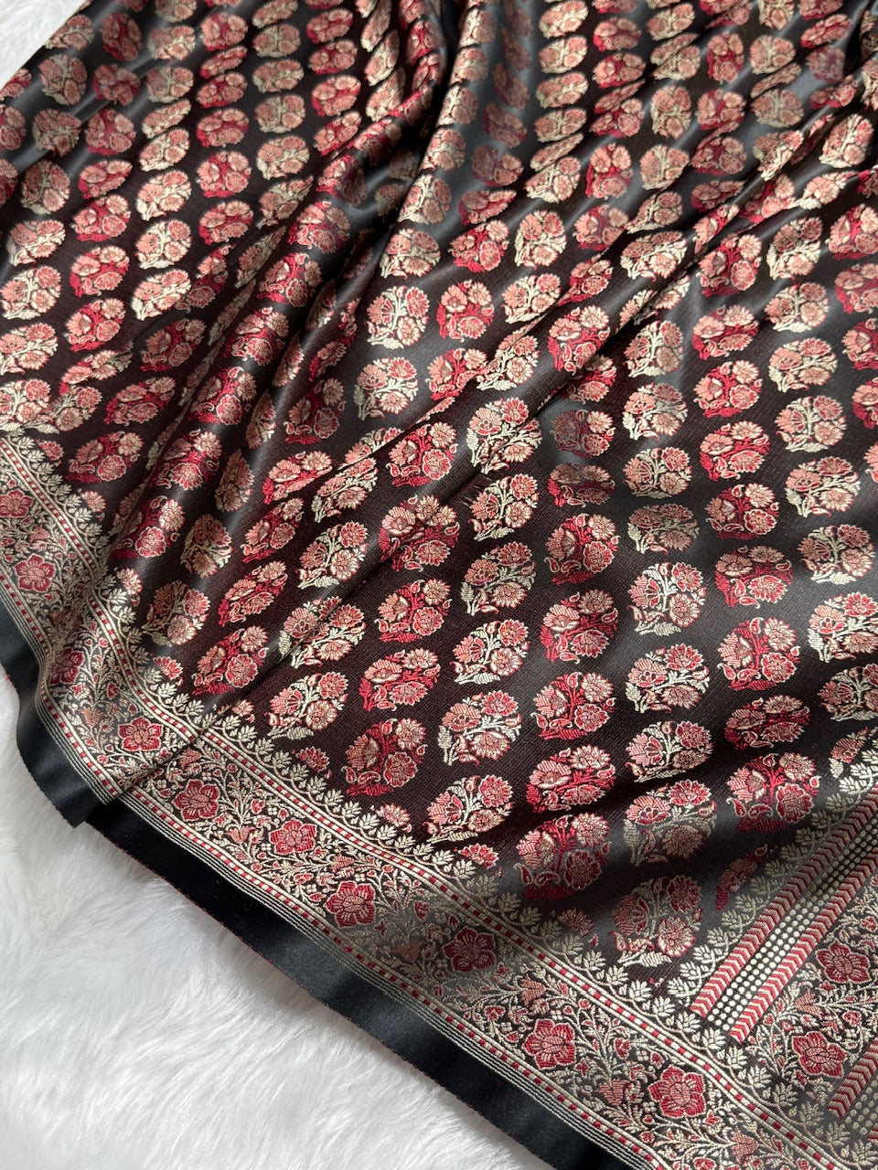 Dark Chocolate Jamawar Tanchoi Katan Silk Saree SKTM-10