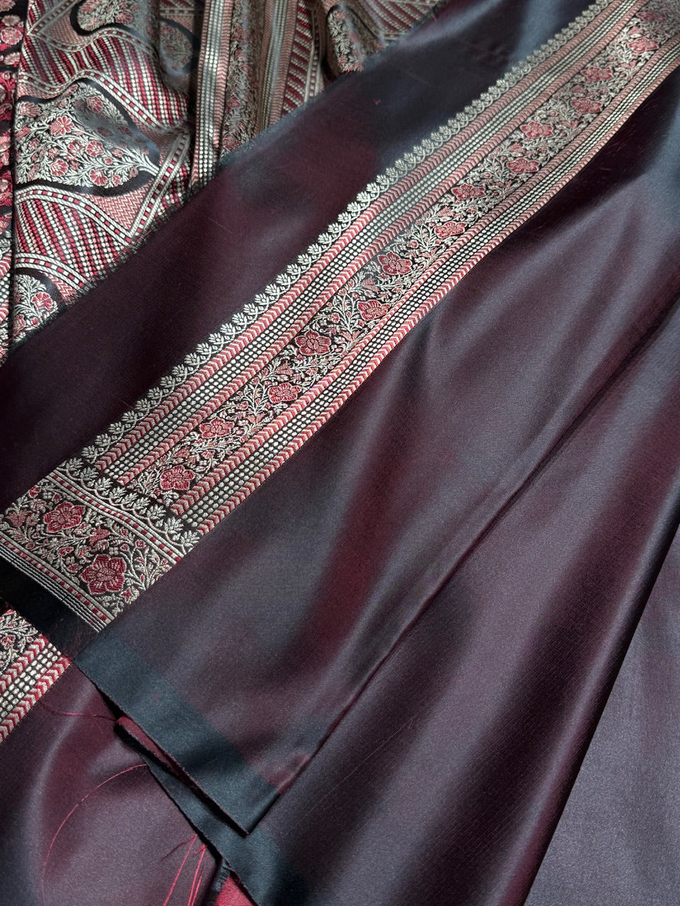 Dark Chocolate Jamawar Tanchoi Katan Silk Saree SKTM-10