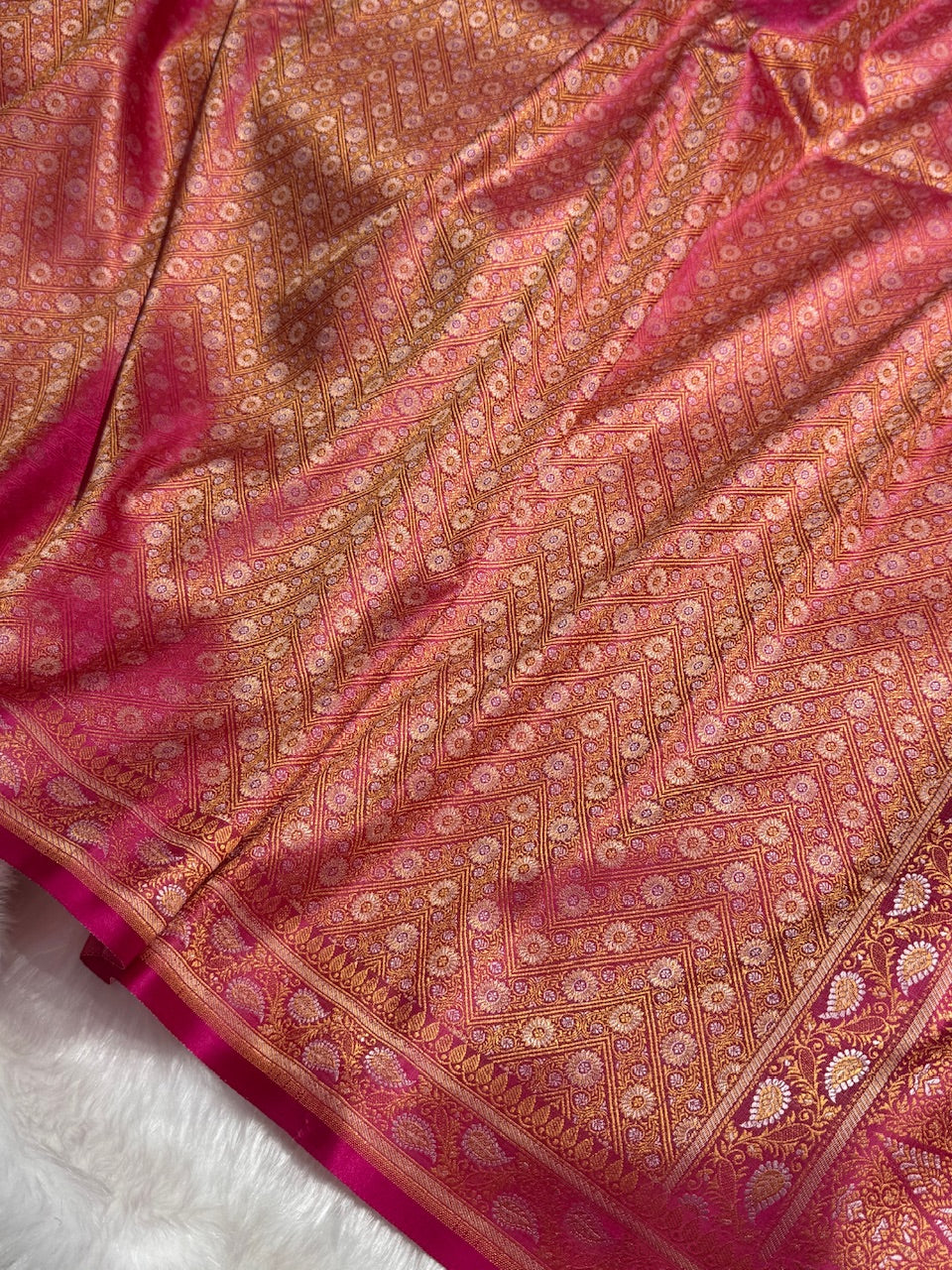 Rani Jamawar Tanchoi Katan Silk Saree SKTM-12