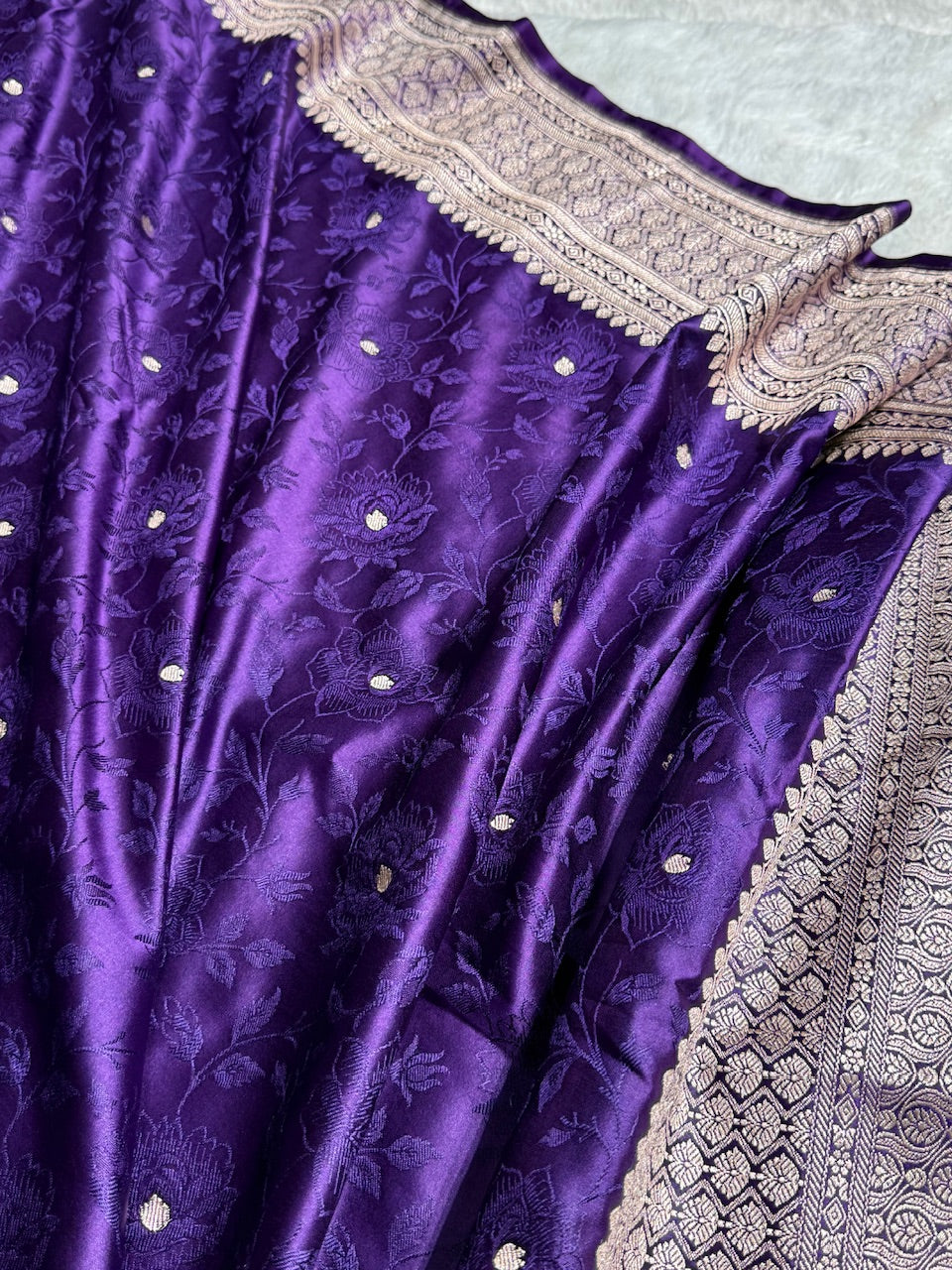 Banarasi Purple Floral Booti Mashru Silk Saree