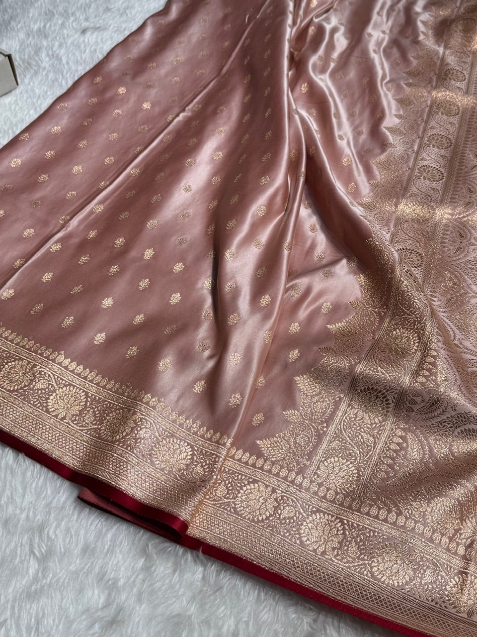 Rosy Finch Booti Katan Silk Saree SK07