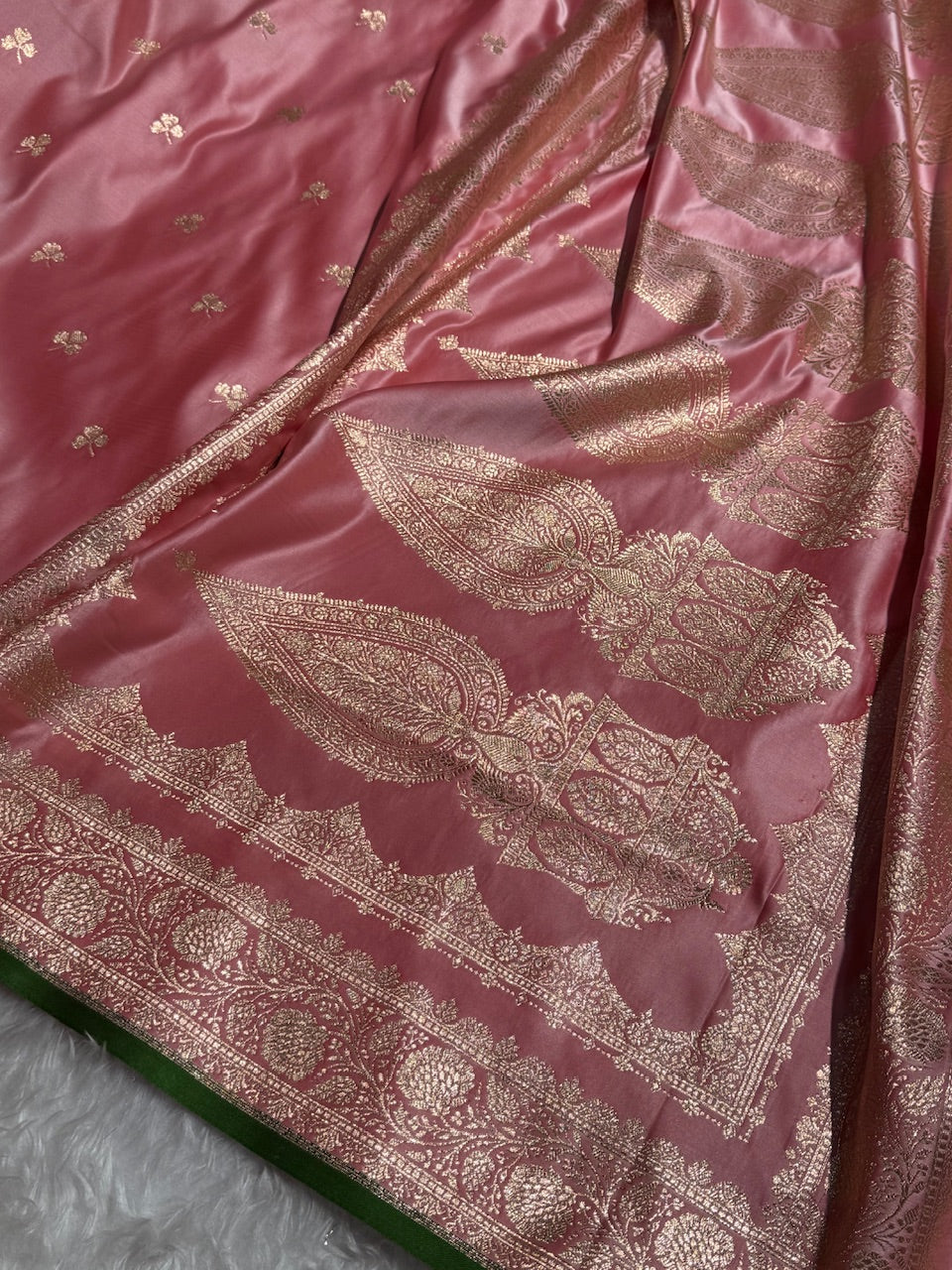 Baby Pink Booti Katan Silk with Green Border Edge and Brocade Blouse SK09
