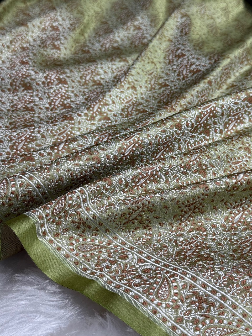 Mehandi Jamawar Tanchoi Katan Silk Saree SKTM-09