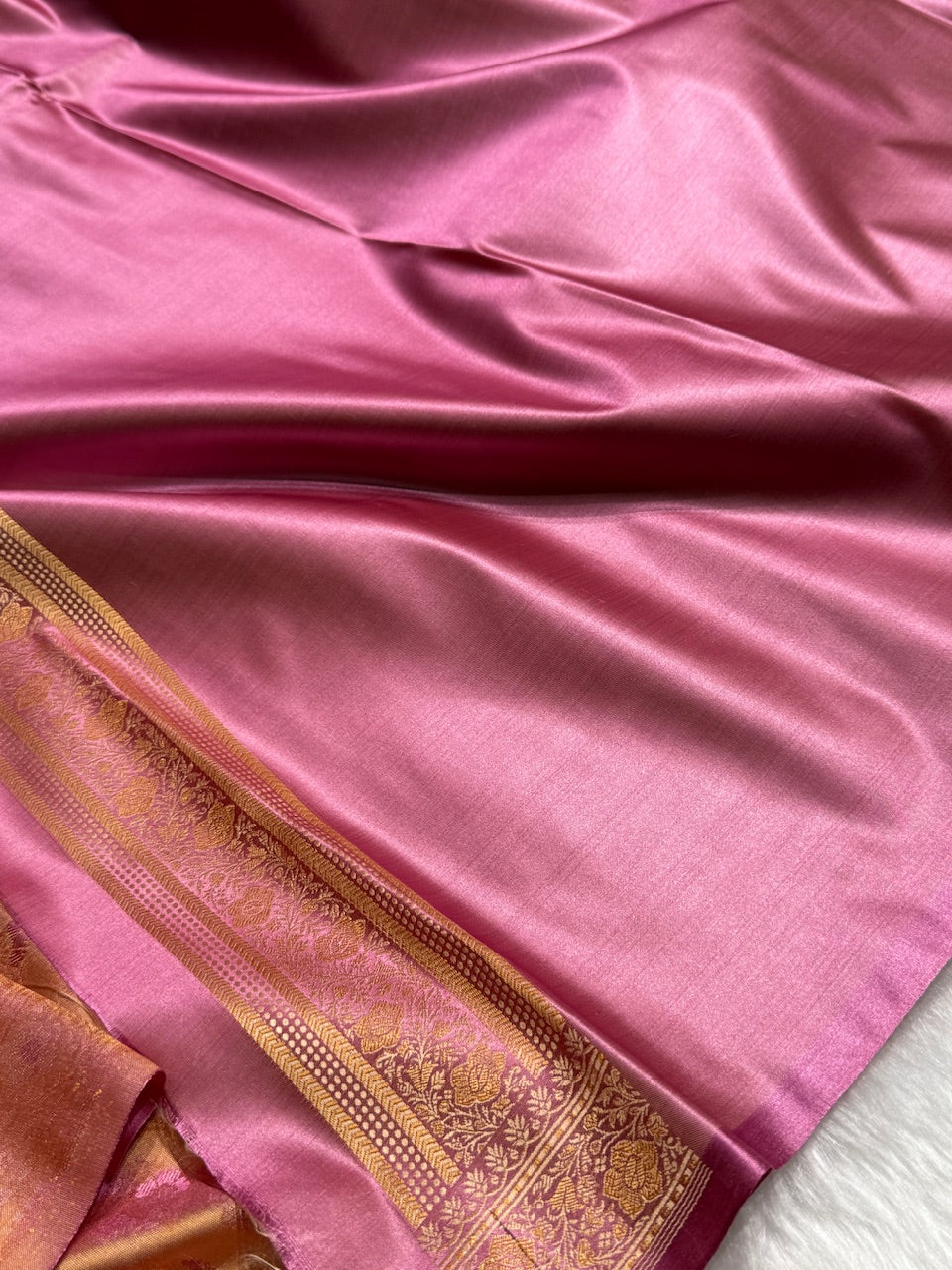Dusty Pink Jamawar Tanchoi Katan Silk Saree SKTM-10