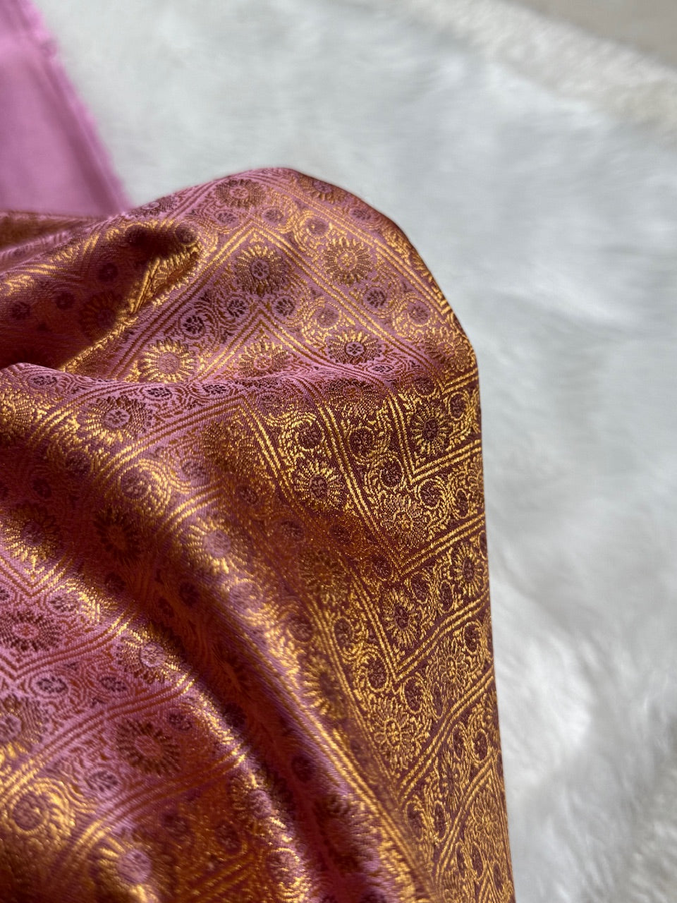 Dusty Lavender Jamawar Tanchoi Katan Silk Saree SKTM-12