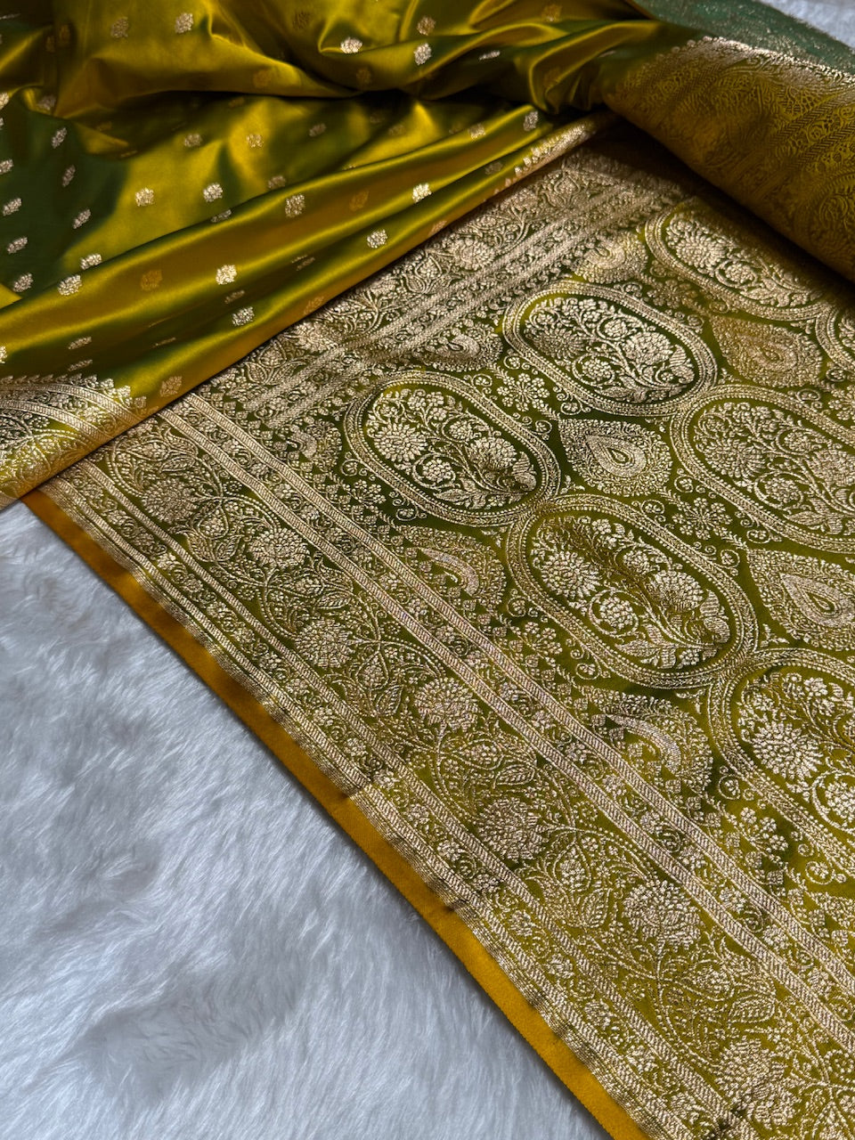 Mehandi Booti Pattern Satin Katan Silk Saree SK53