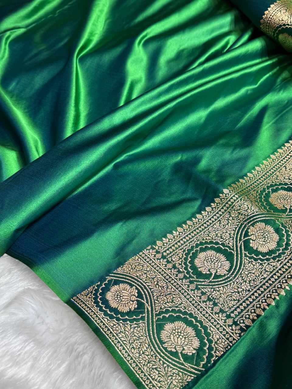 Bottle Green Booti Pattern Satin Katan Silk Saree SK54