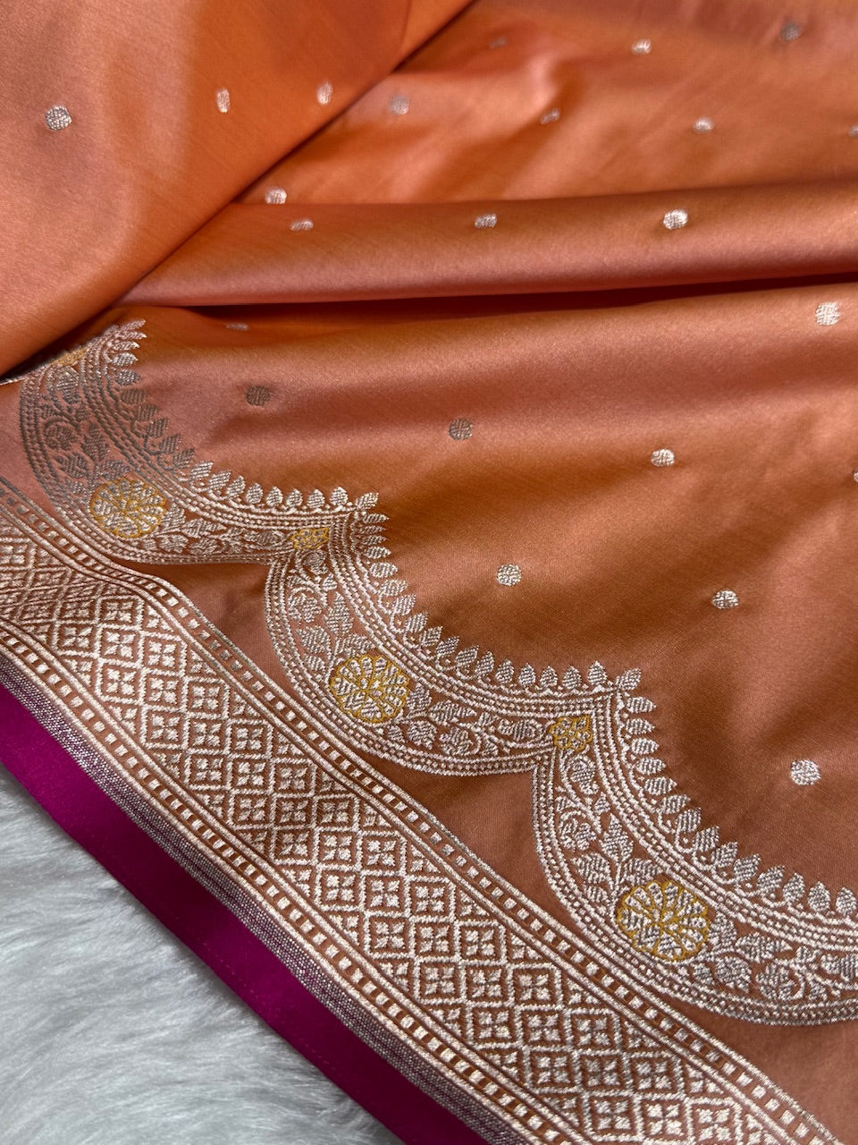 Kesar Shades Scallop Motif Booti Mashru Silk Saree