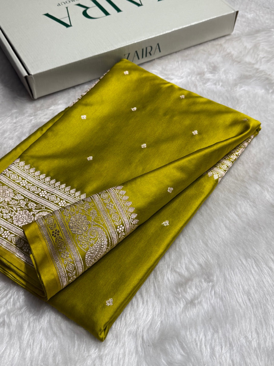 Liril Mehandi Green Shades Booti Mashru Silk Saree
