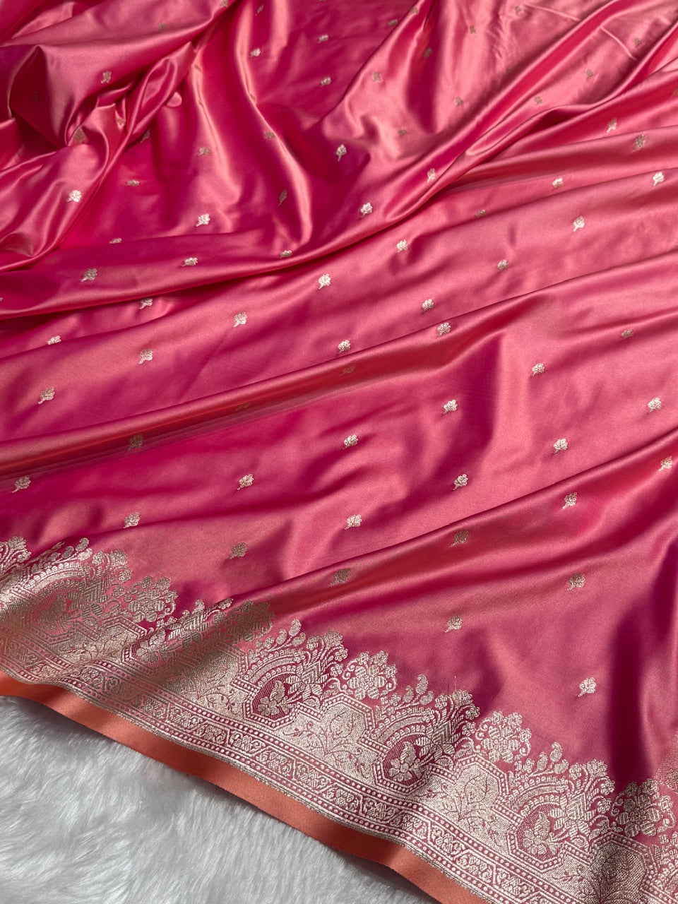 Baby Pink Shades Motif Booti Mashru Silk Saree