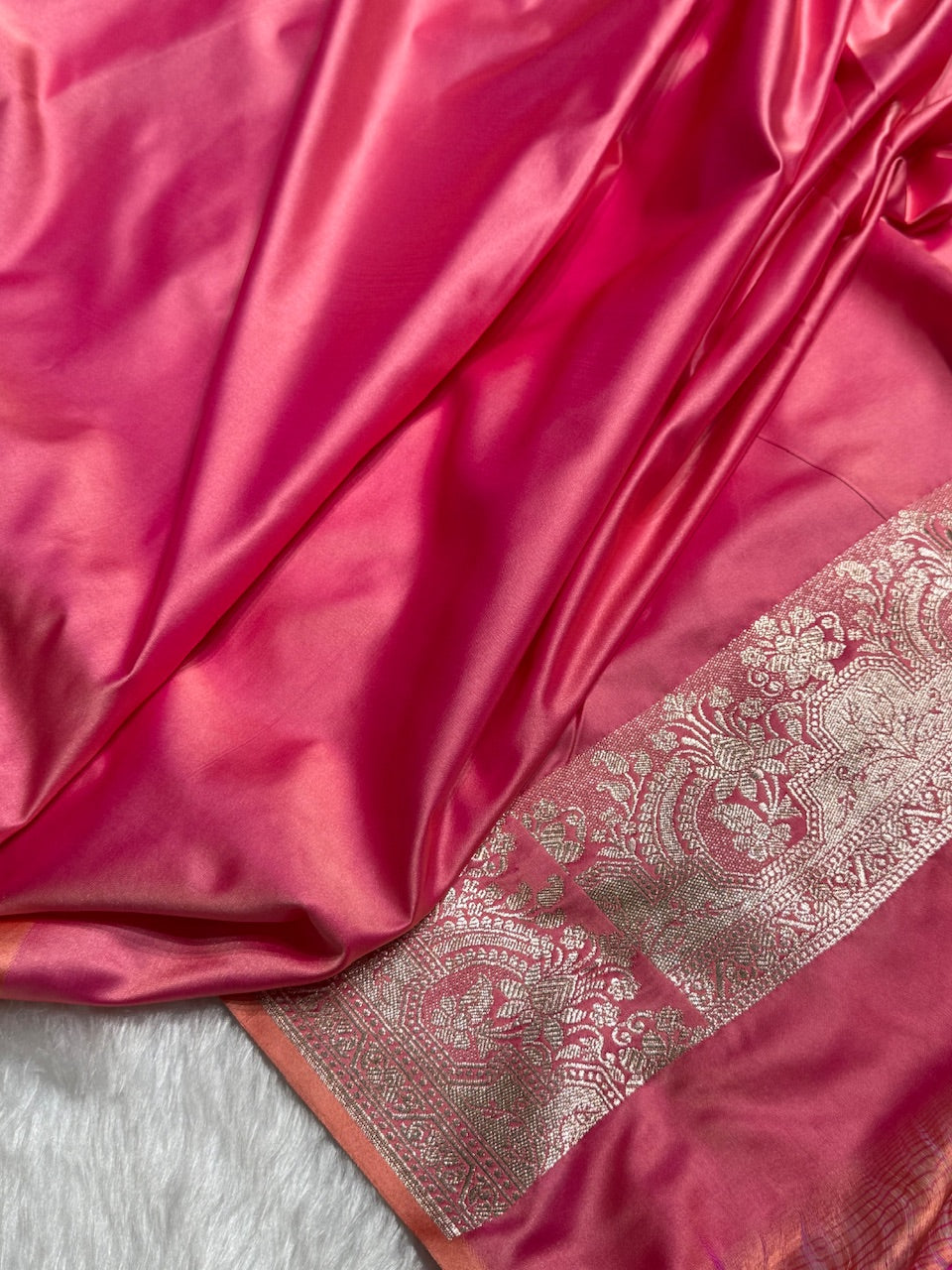 Baby Pink Shades Motif Booti Mashru Silk Saree
