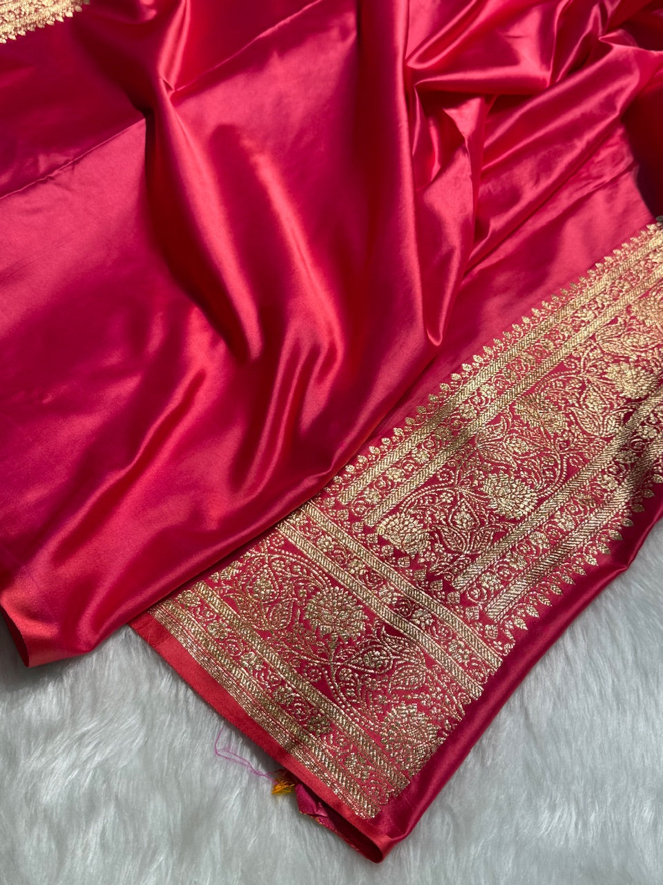 Rani Floral Jaal Pattern Satin Katan Silk saree SK55