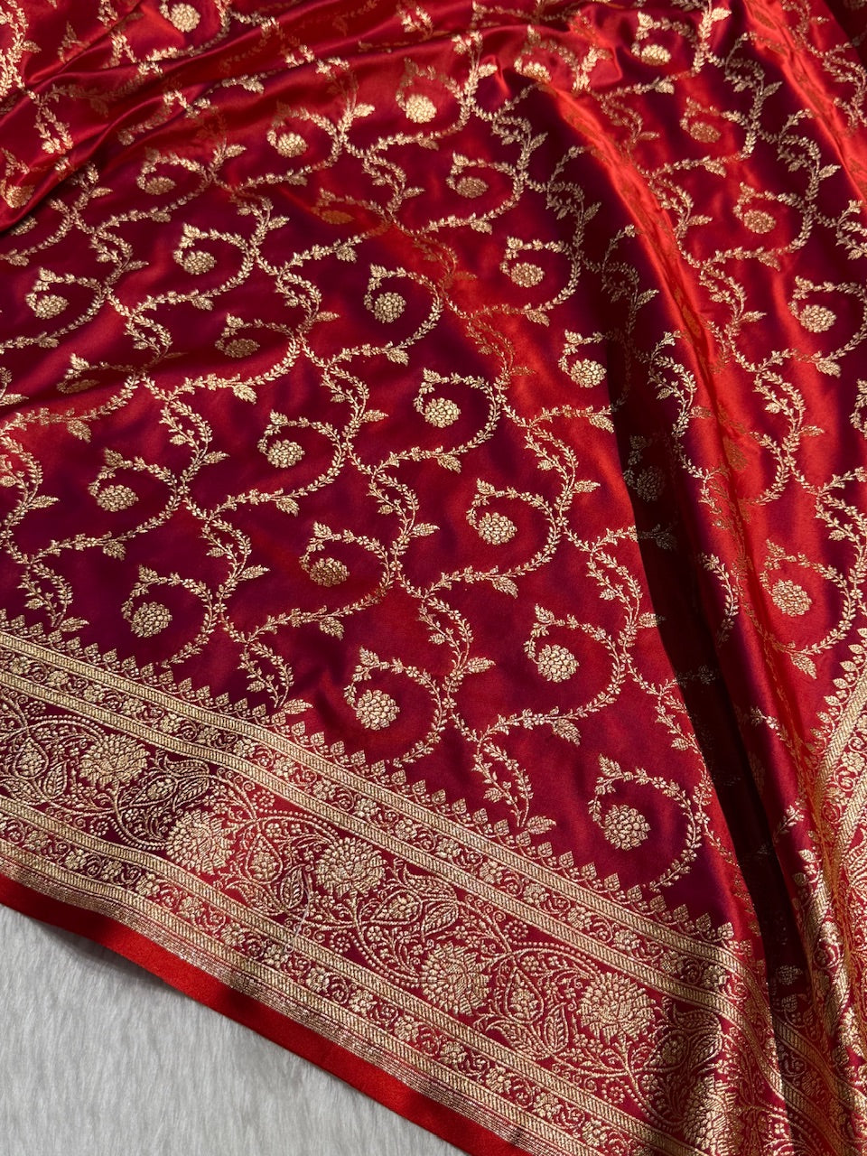 Magnetic Red Floral Jaal Pattern Satin Katan Silk saree SK55