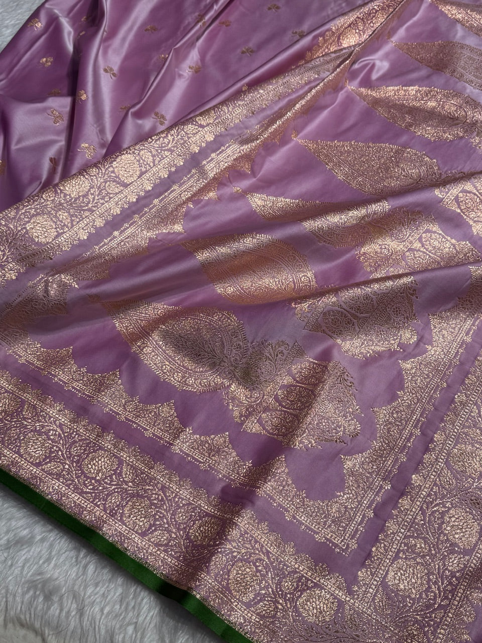 Lavender Booti Katan Silk Saree