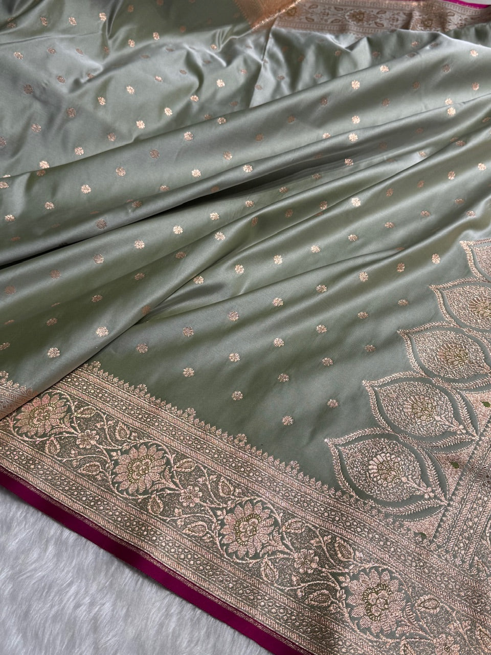Pista Booti Satin katan Silk Saree SK11