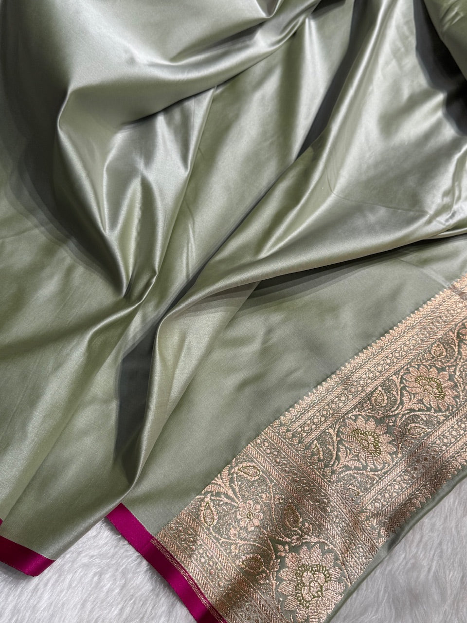 Pista Booti Satin katan Silk Saree SK11