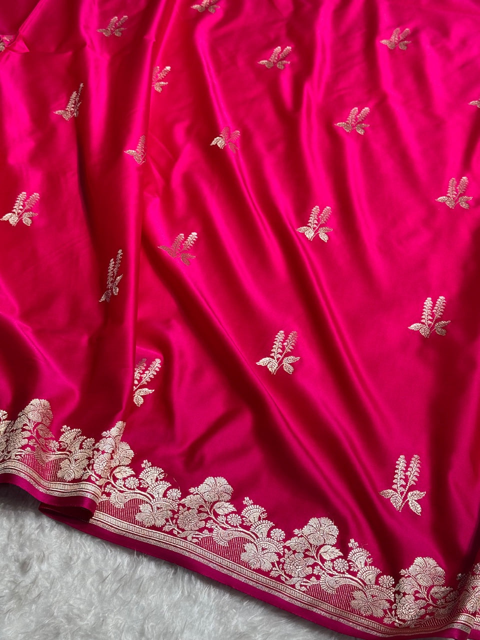 Rani Floral Boota Mashru Silk Saree