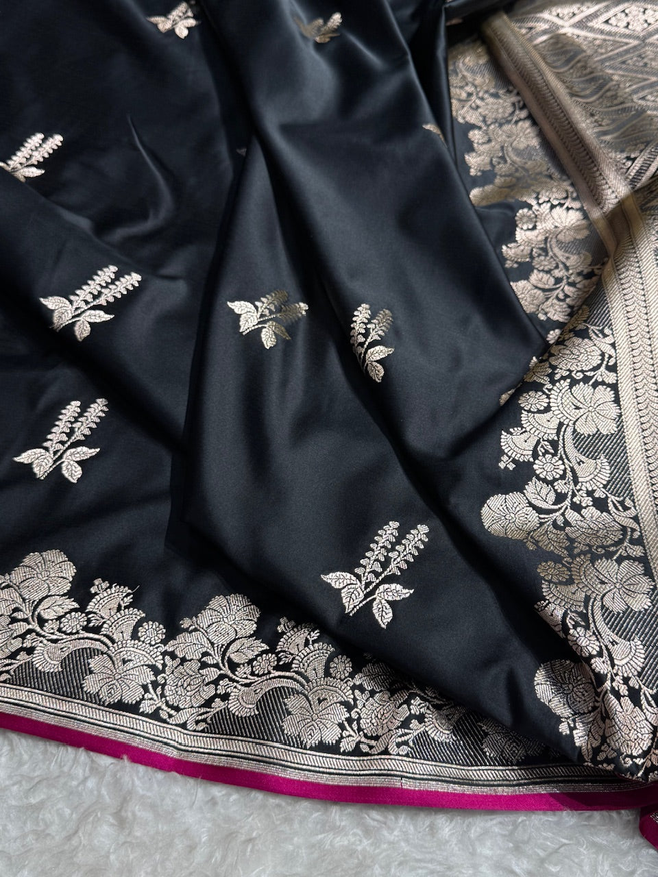 Black Floral Boota Mashru Silk Saree