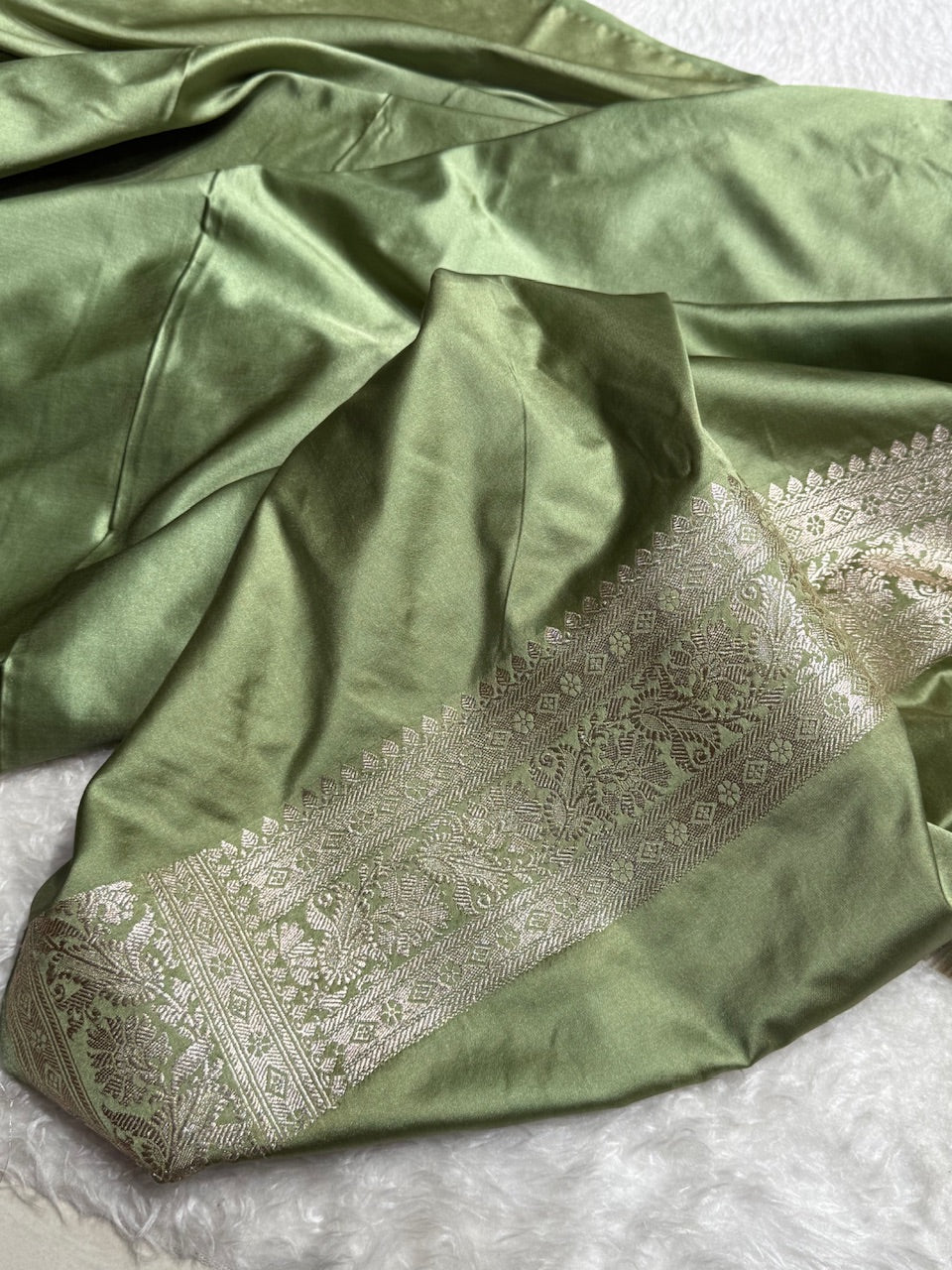 Sage Green Mashru Silk Banarasi Saree With Jaal