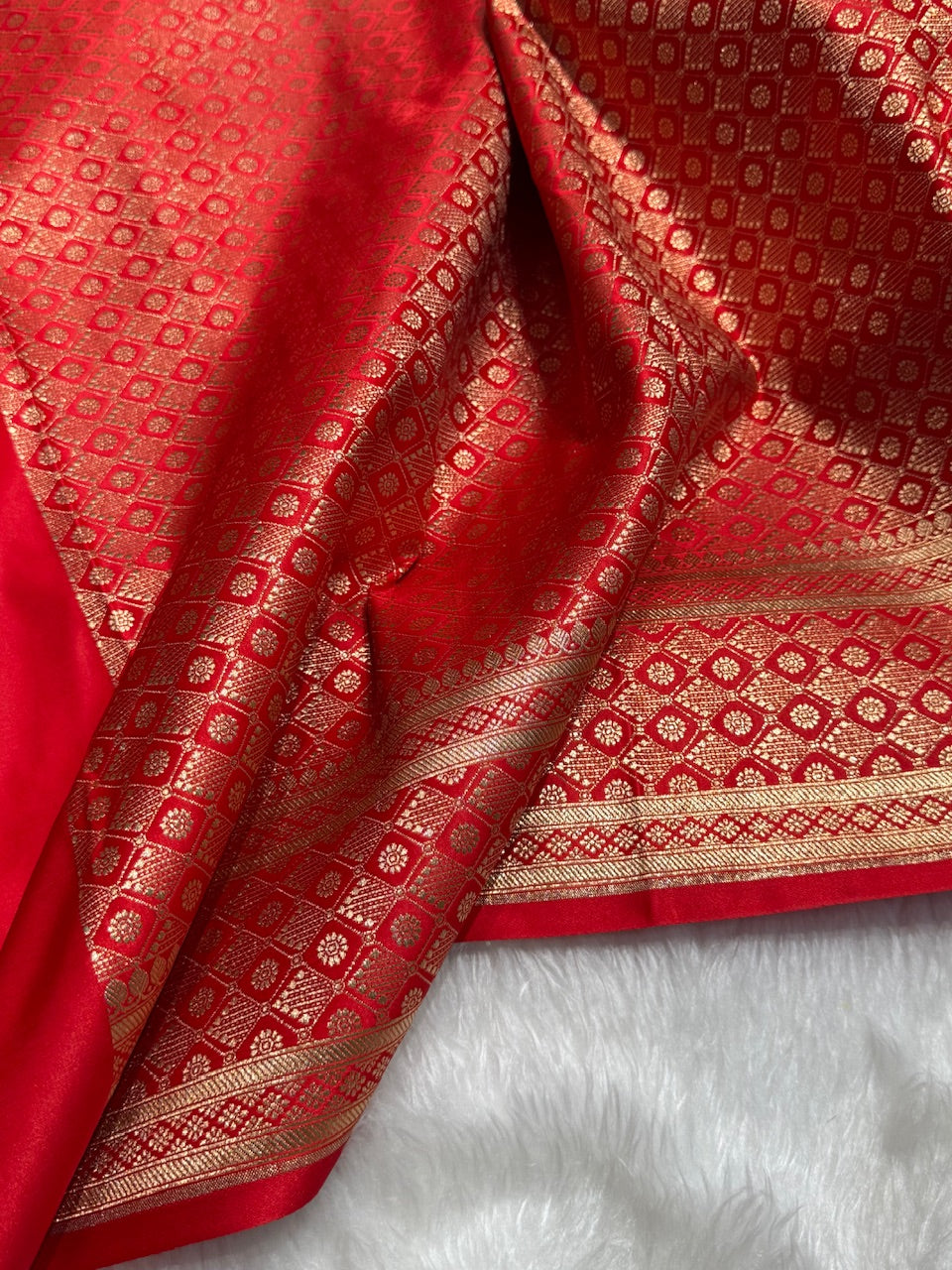 Red Shades Jaal Satin Katan Silk Saree SK22