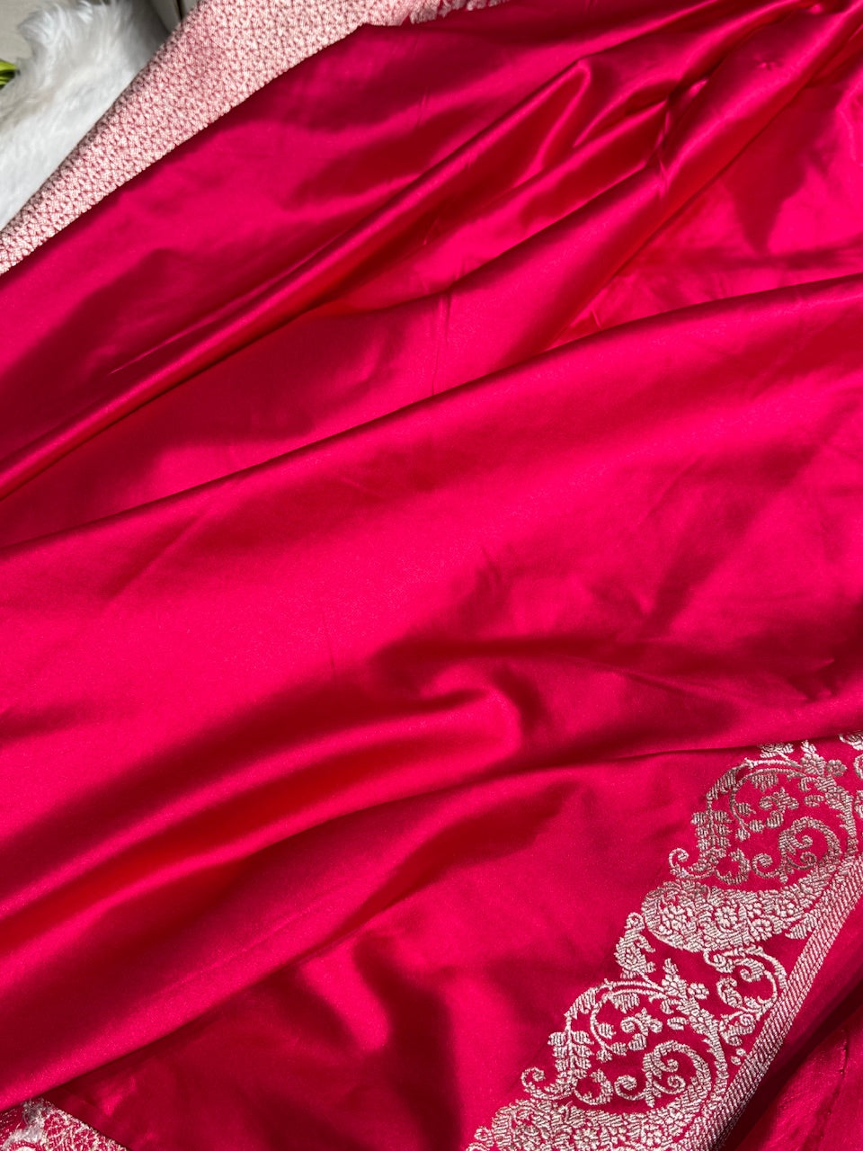 Kairi Border Rani Mashru Silk Saree