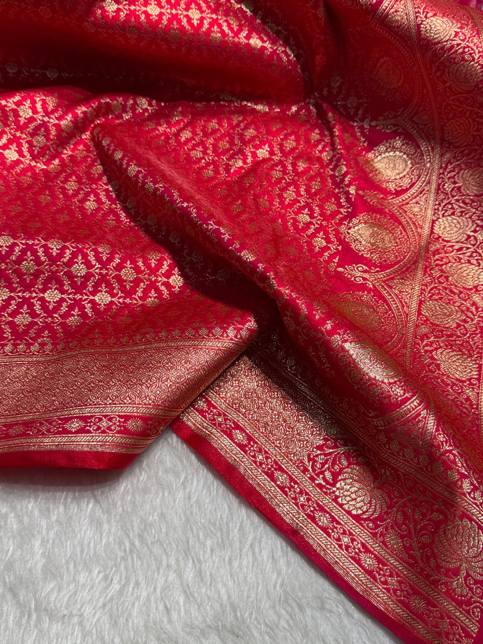 Satin Silk Saree Jaal in Pinkish Red Shades SS23